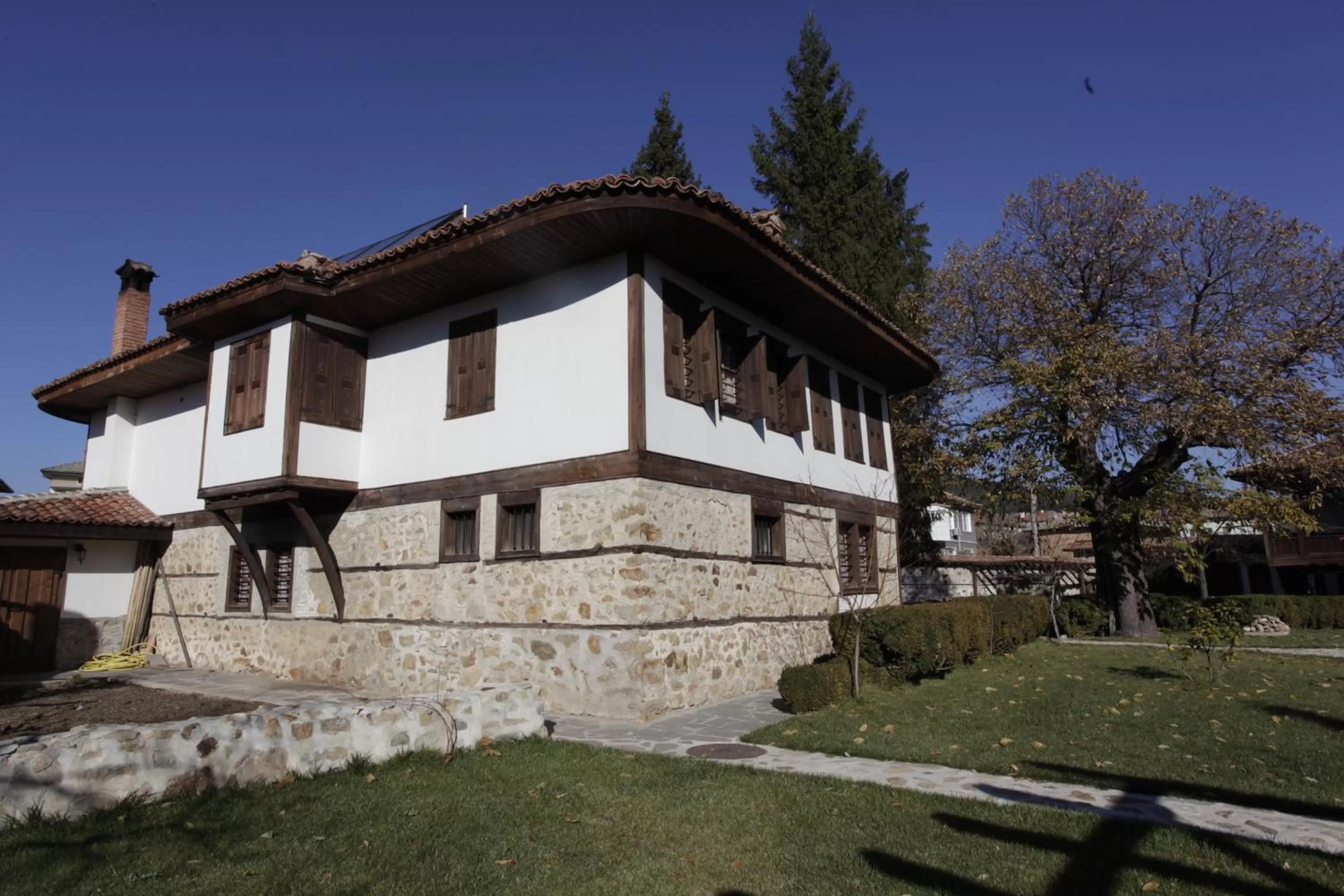 Facade/entrance, Property Building in Djudjeva Kyshta Hotel
