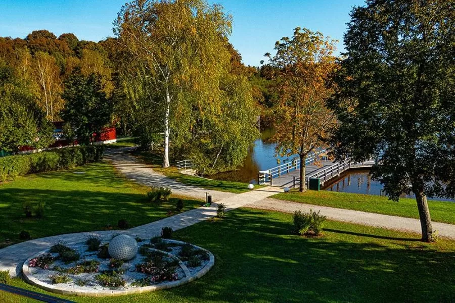 Garden view in Hotel Hausschachen