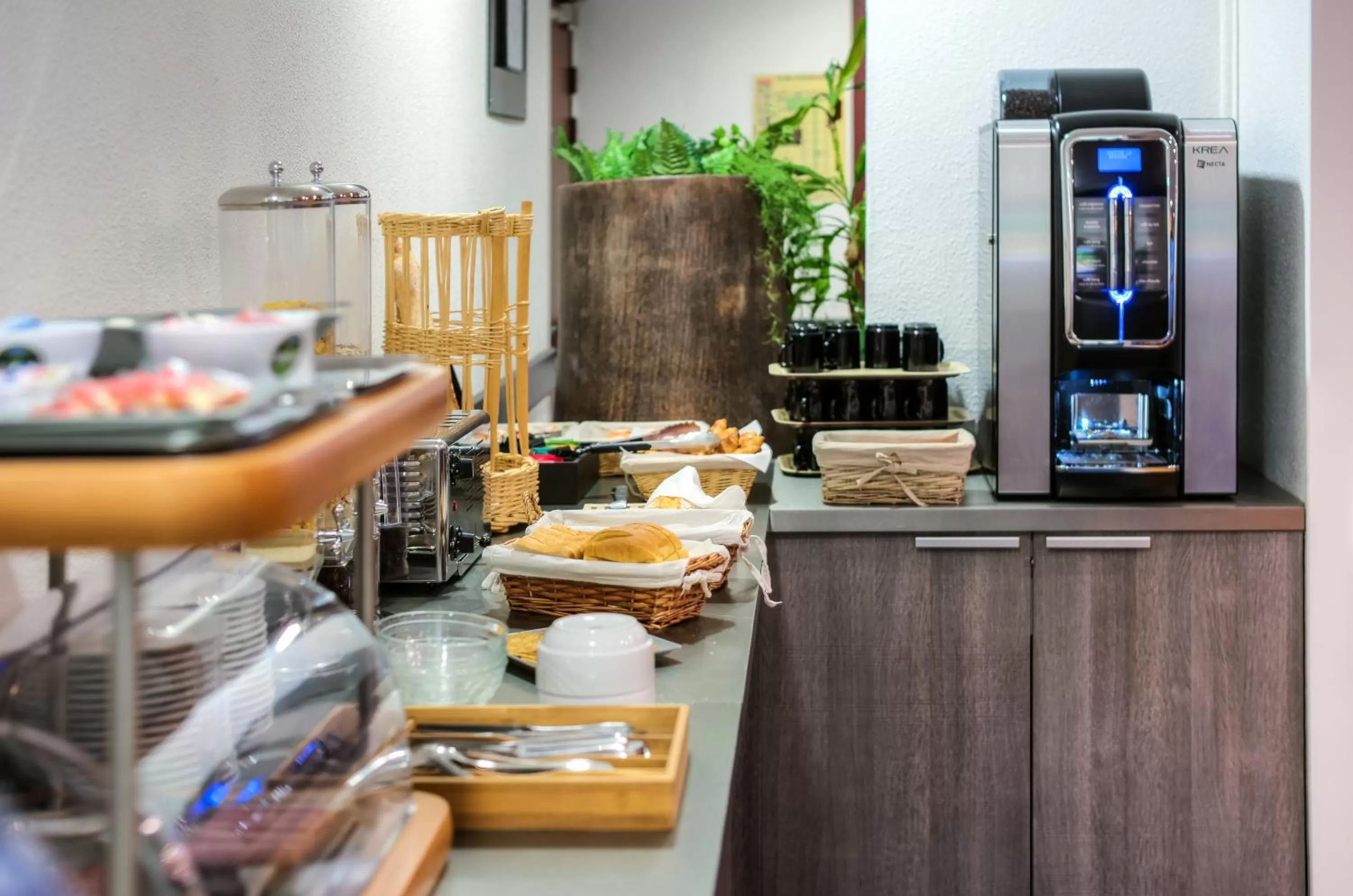 Restaurant/places to eat in Comfort Aparthotel Saint-Nazaire Les Portes de l Ocean