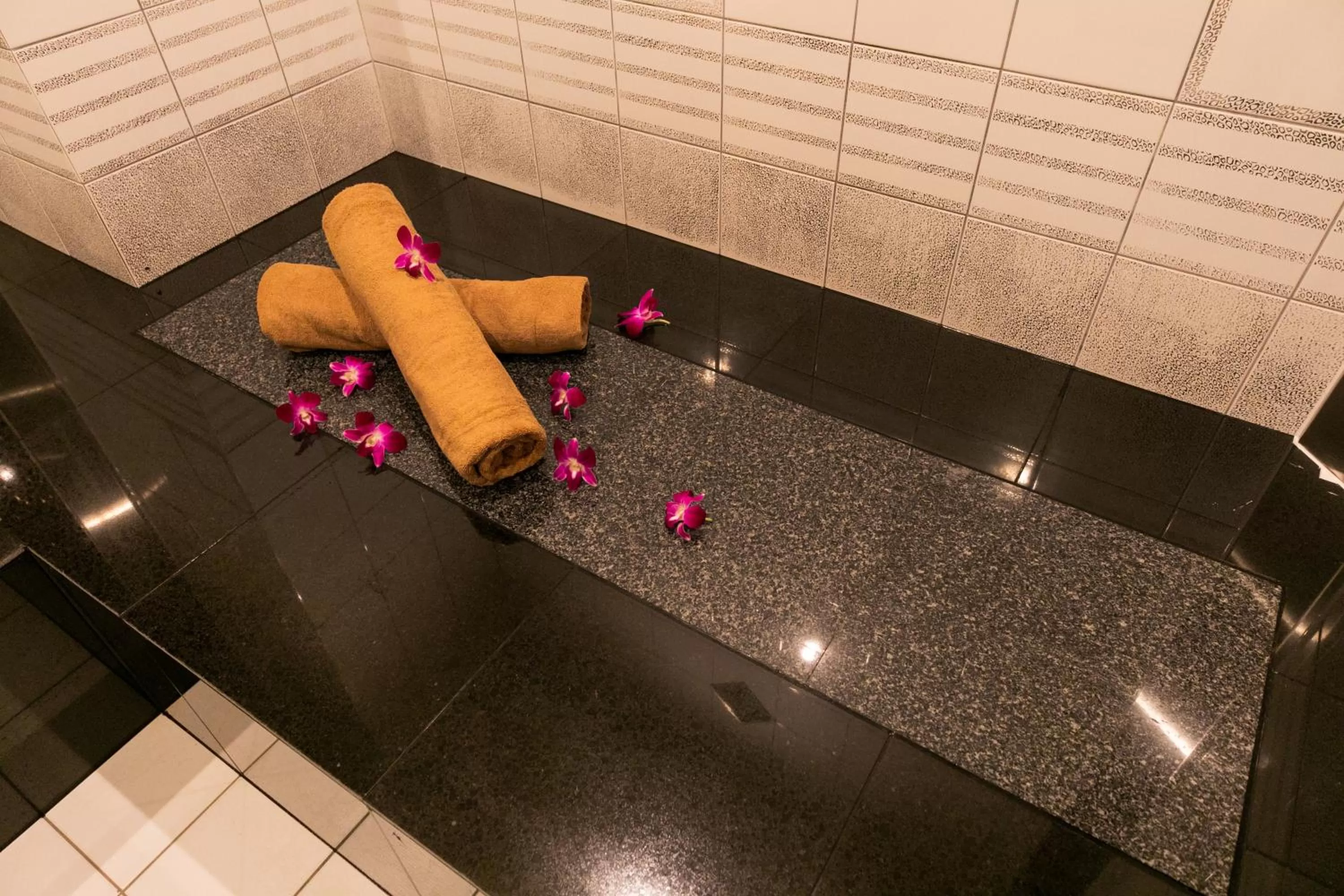 Hotel Eldia Luxury Kobe (Adult Only)