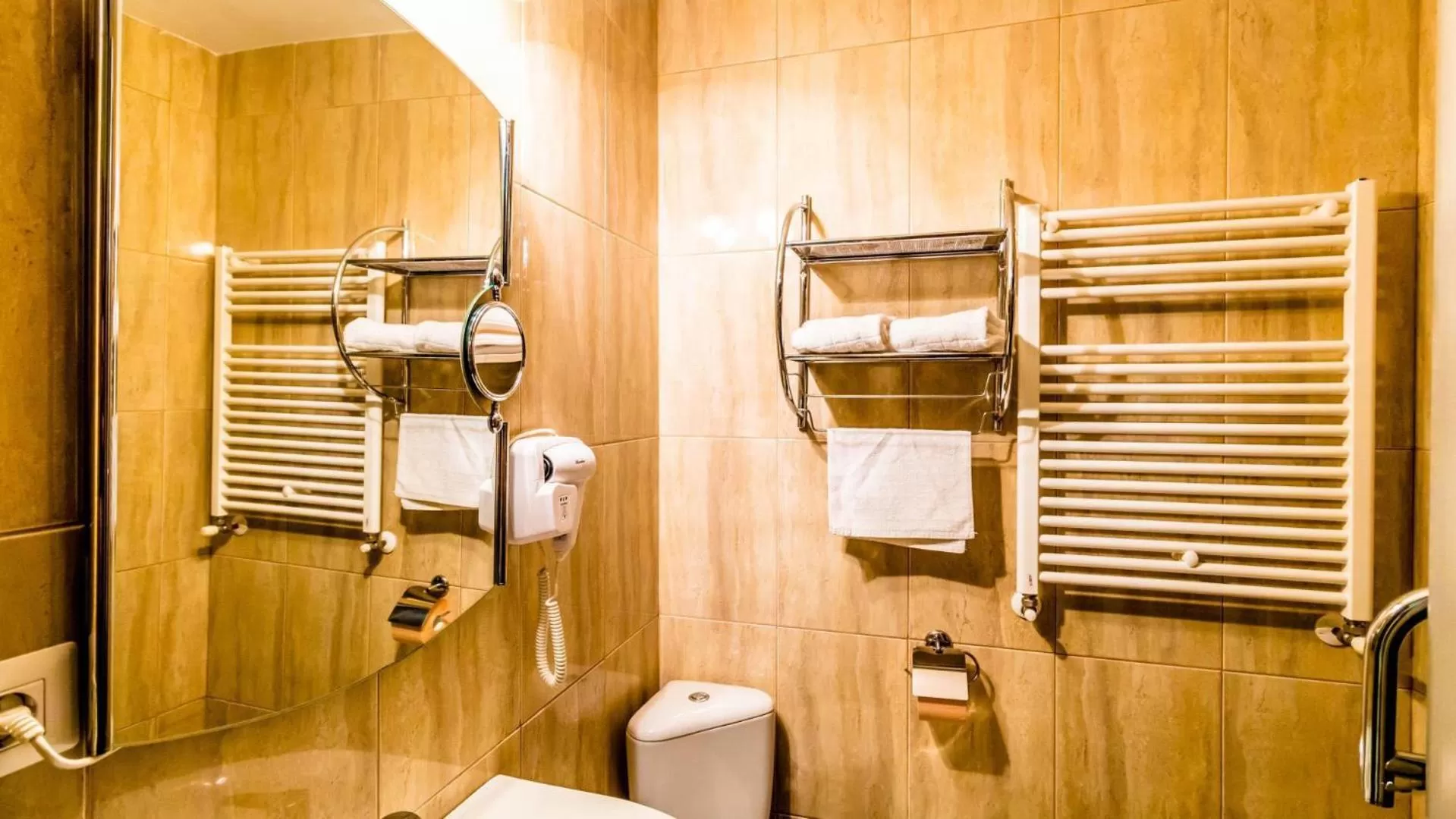 Two-Bedroom Apartment in Complex Ancora