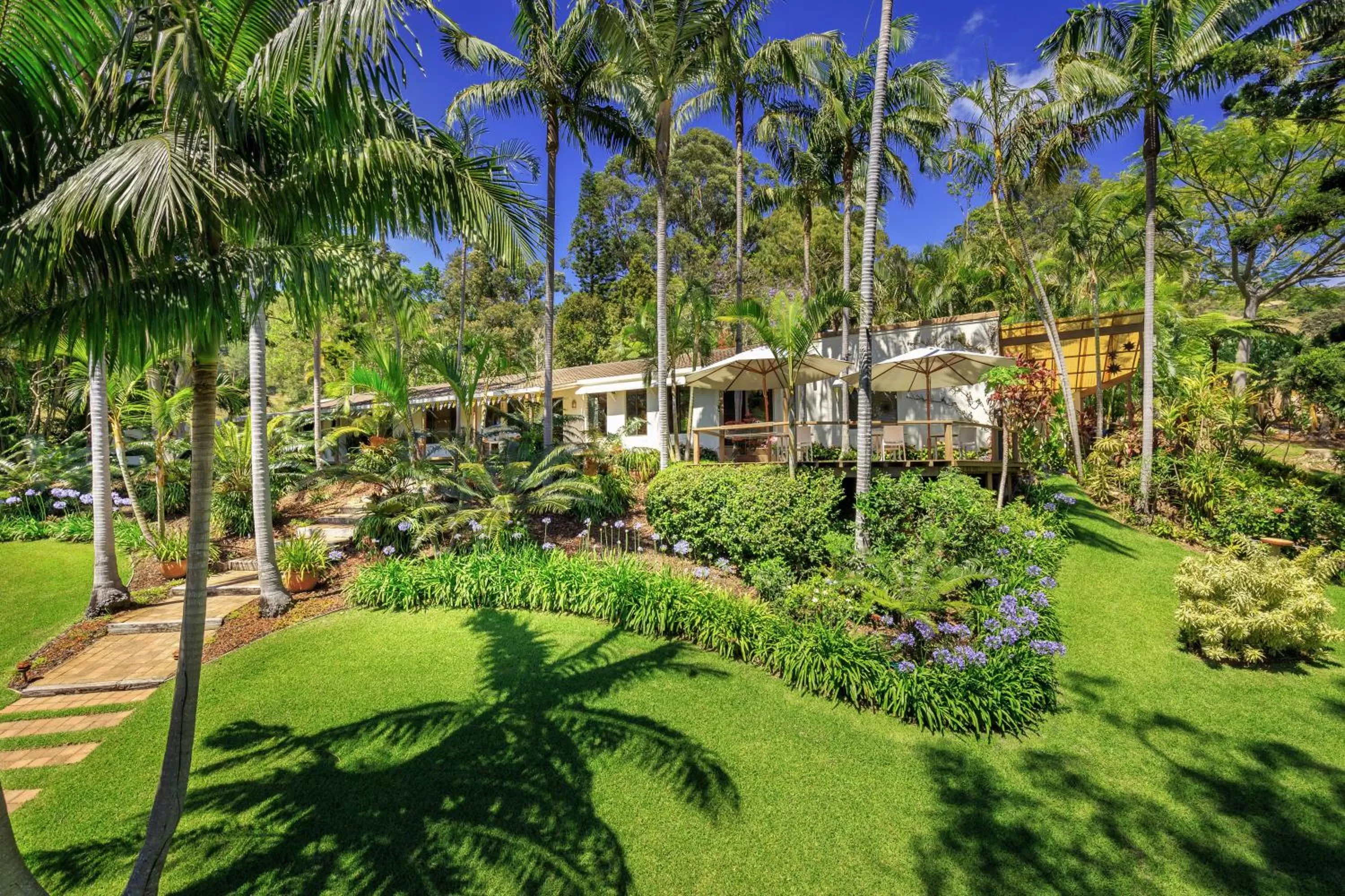 Property building in Sensom at Sapphire - Adults only B&B