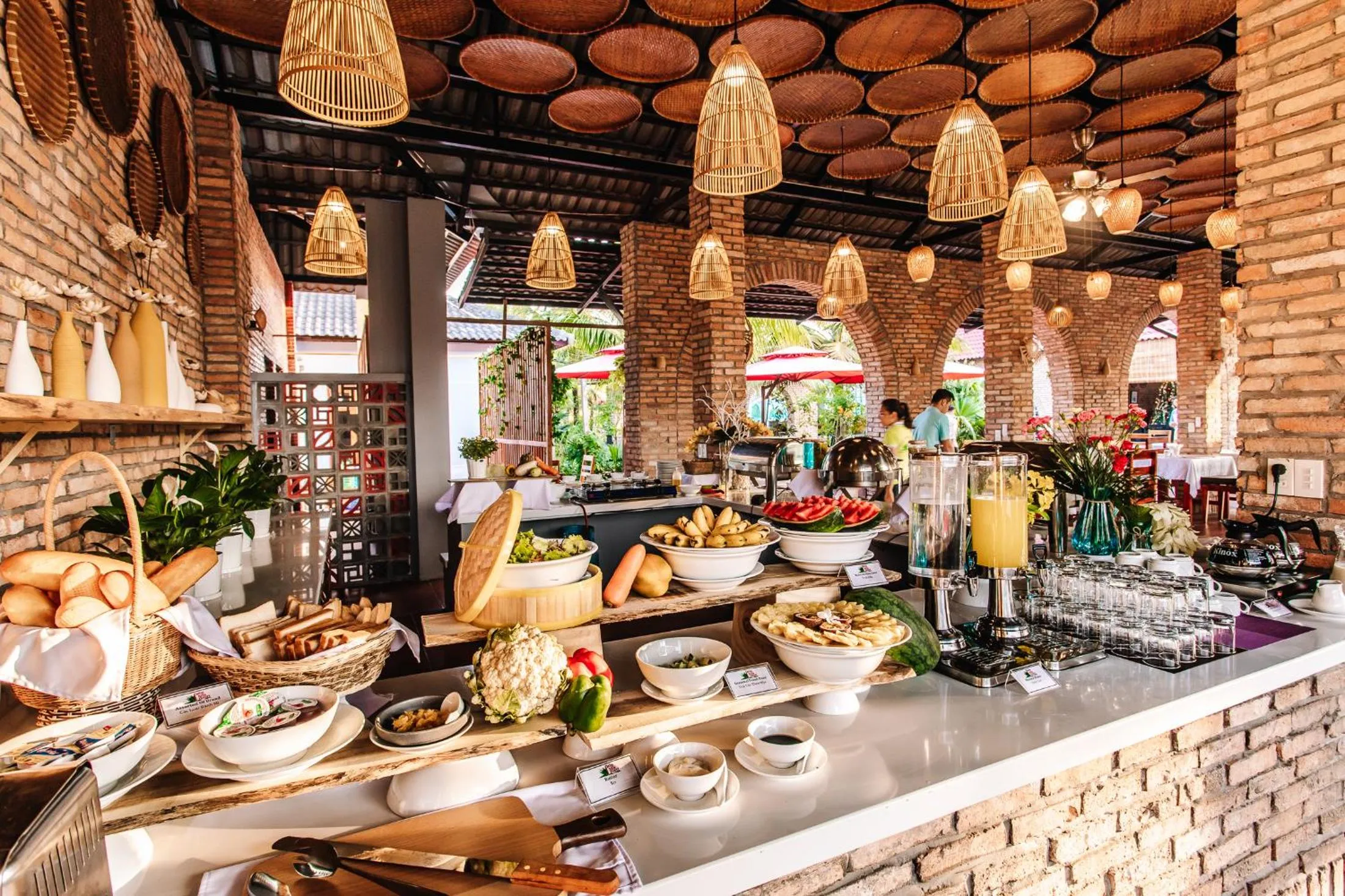 Food and drinks in Palm Hills Resort