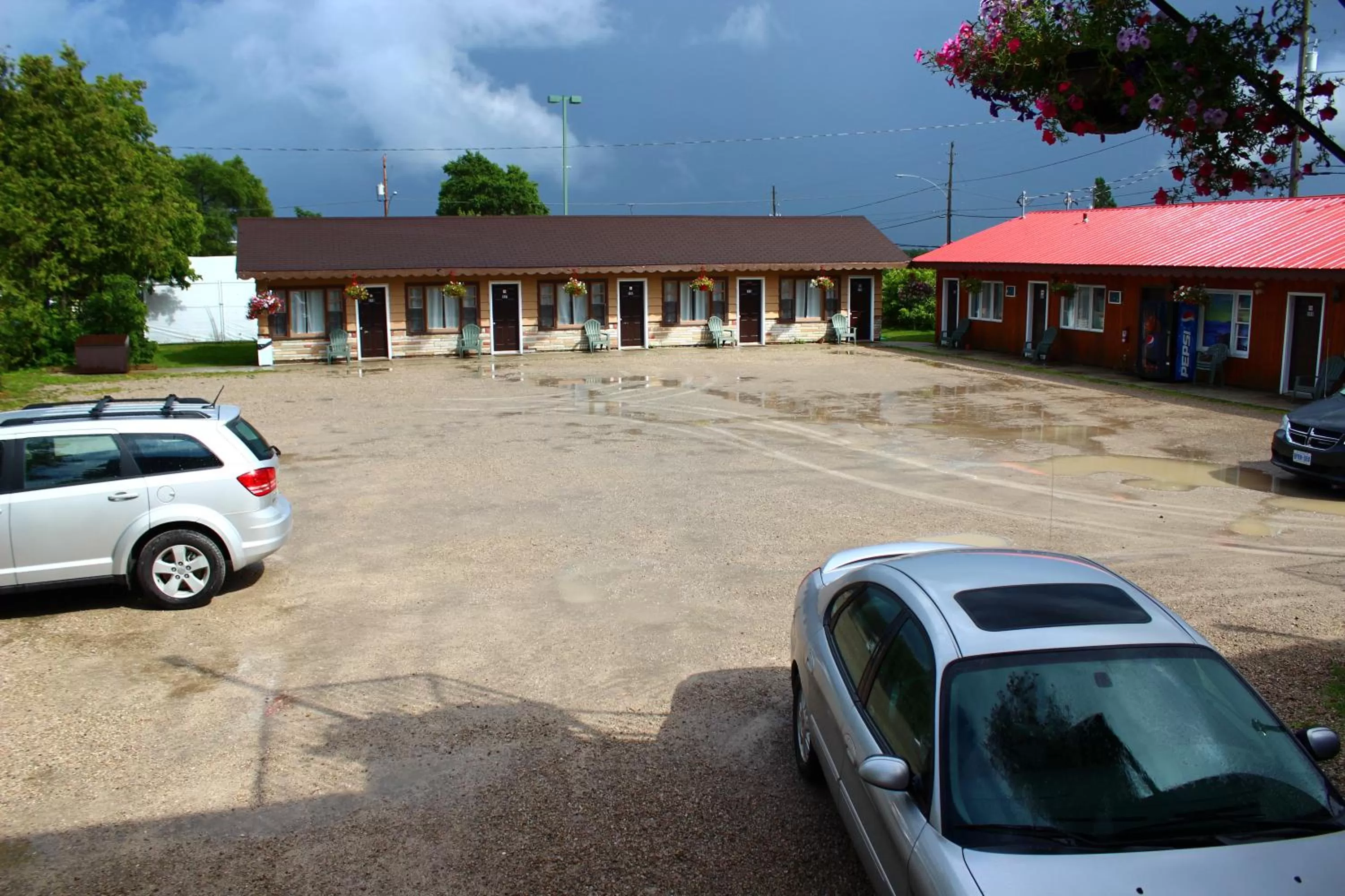 Property building in Hawberry Motel