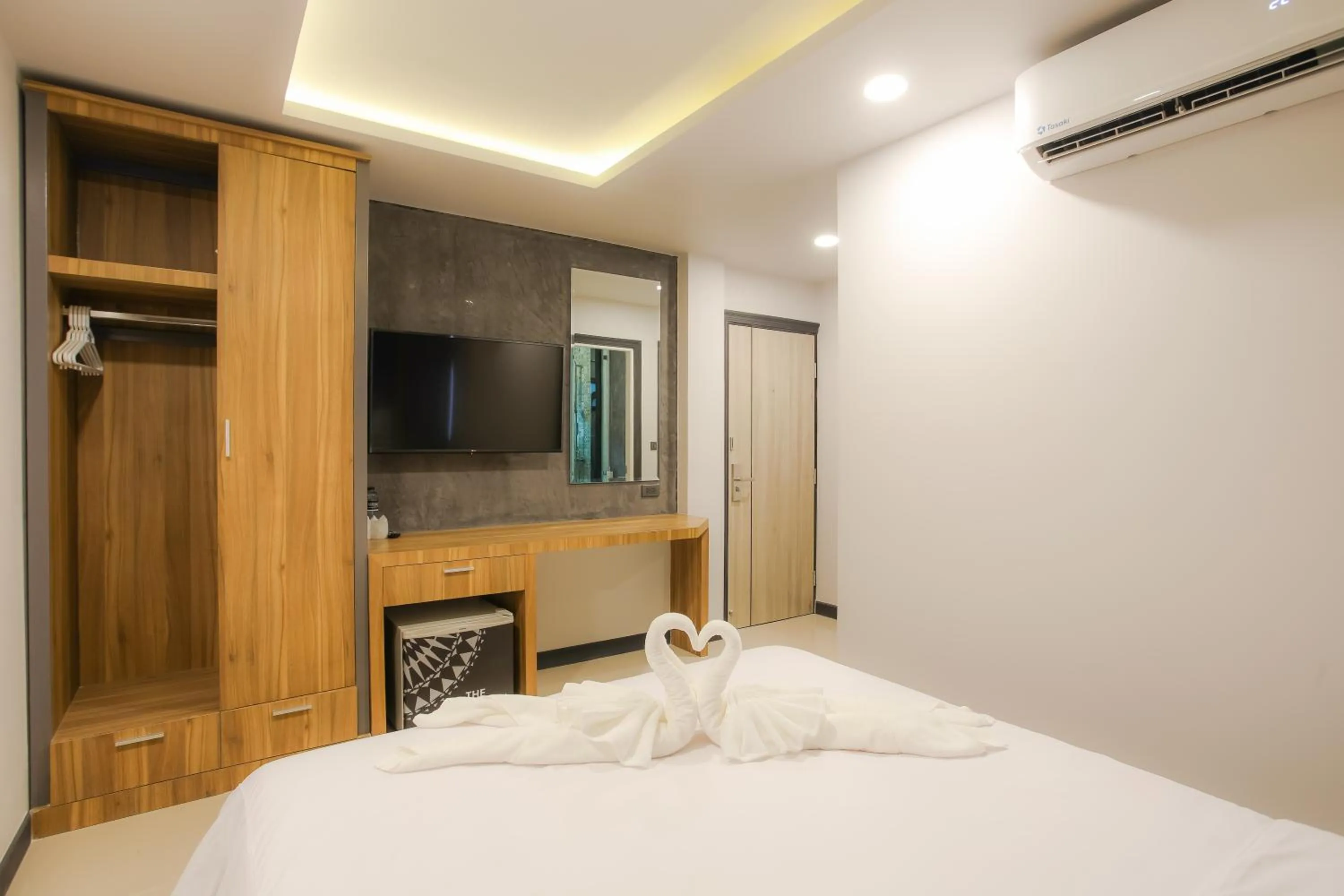 Standard Queen Room in The Mantra Hotel Kata Noi