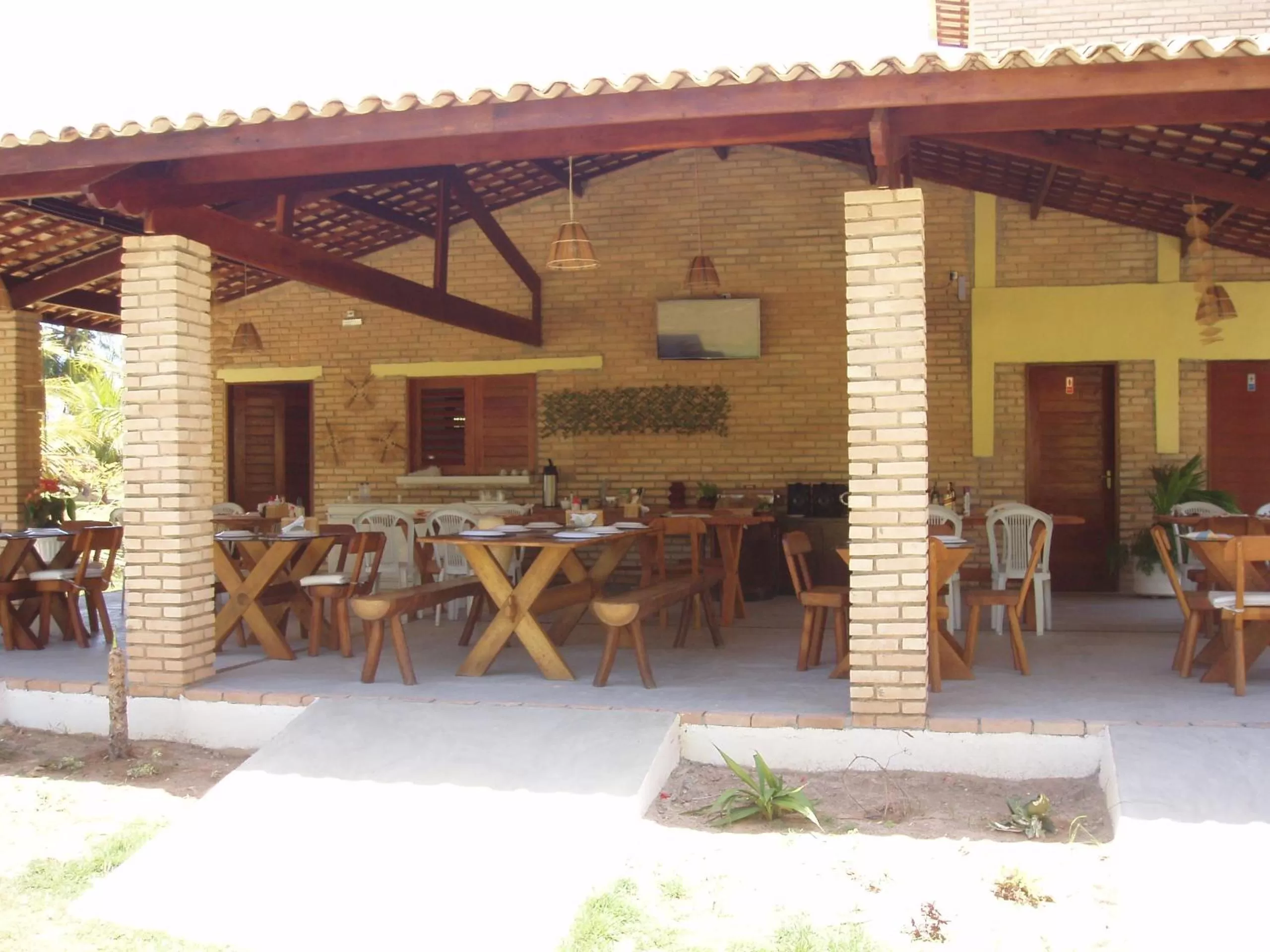 Restaurant/Places to Eat in Pousada e Restaurante Encanto das Águas