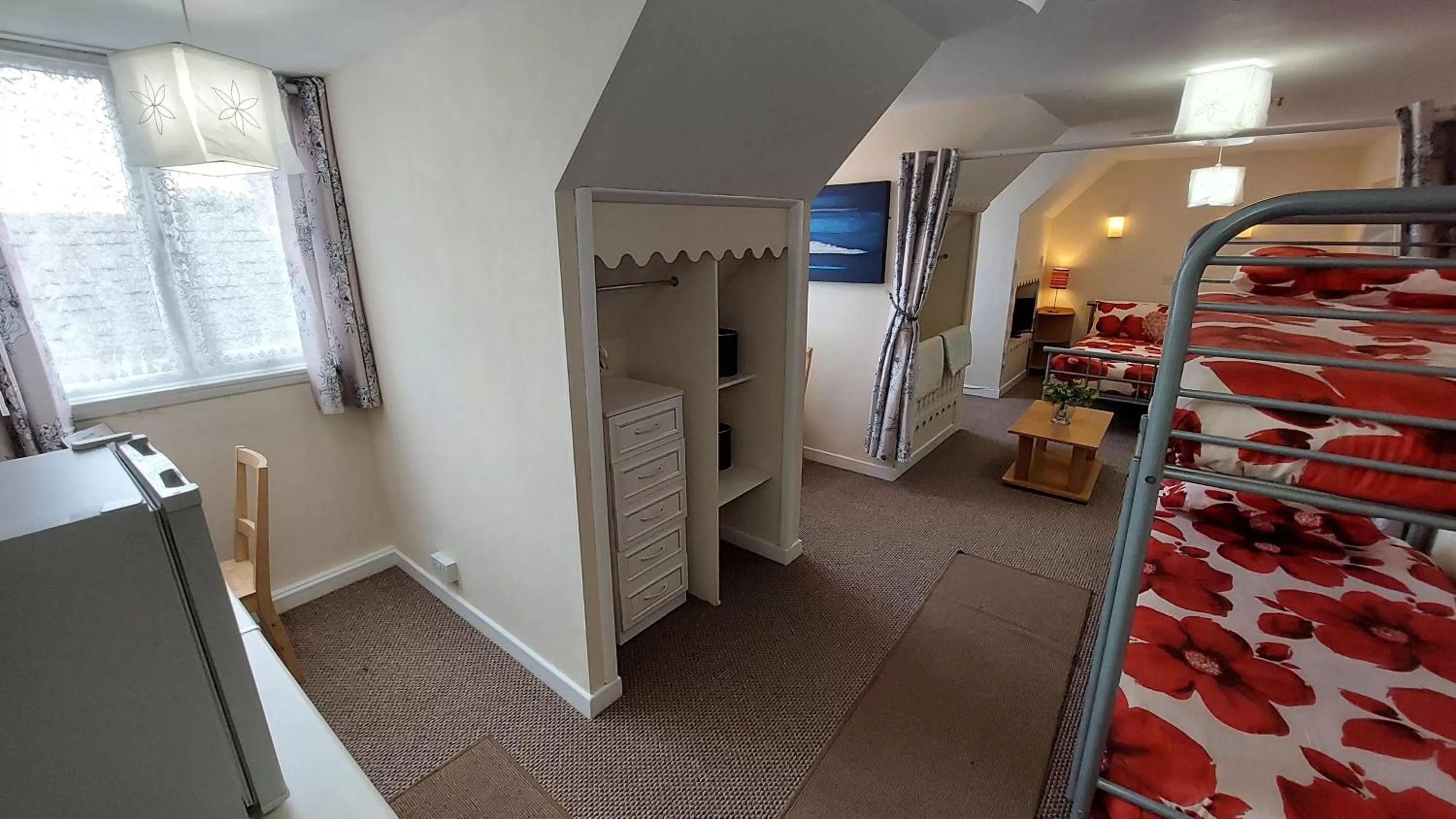 bunk bed in Tennyson Lodge