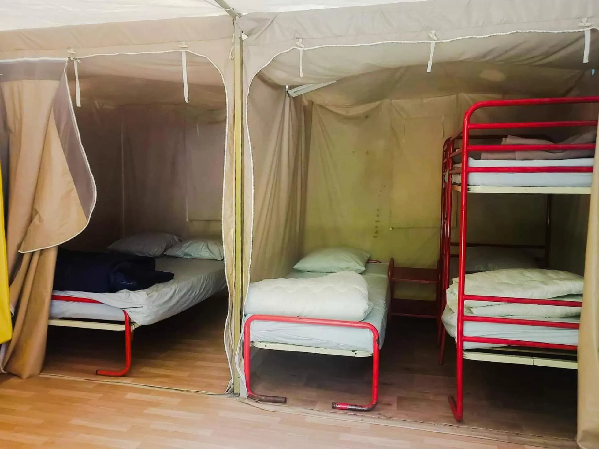 Bedroom, Bed in Le Moulin D'onclaire Camping et chambres d'hôtes