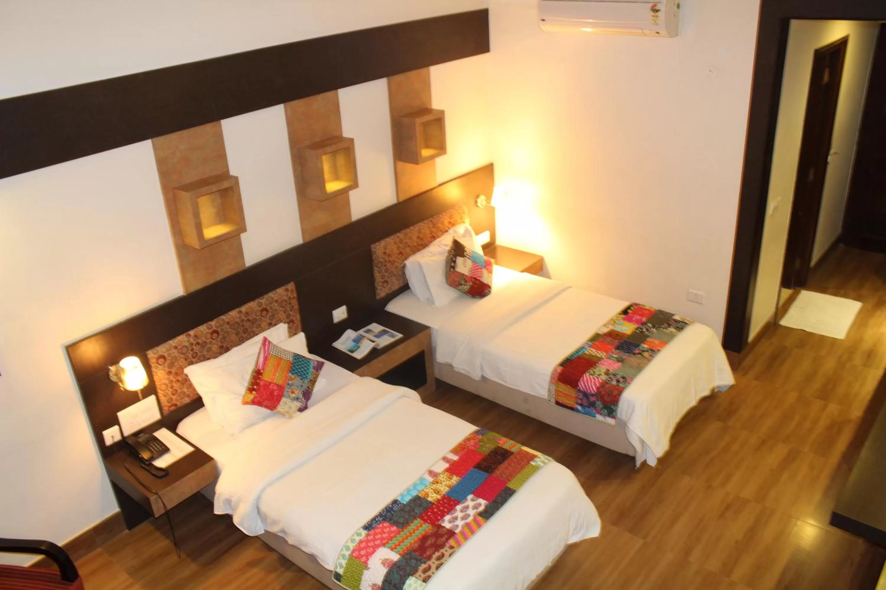 TV and multimedia, Bed in Hotel H R Palace