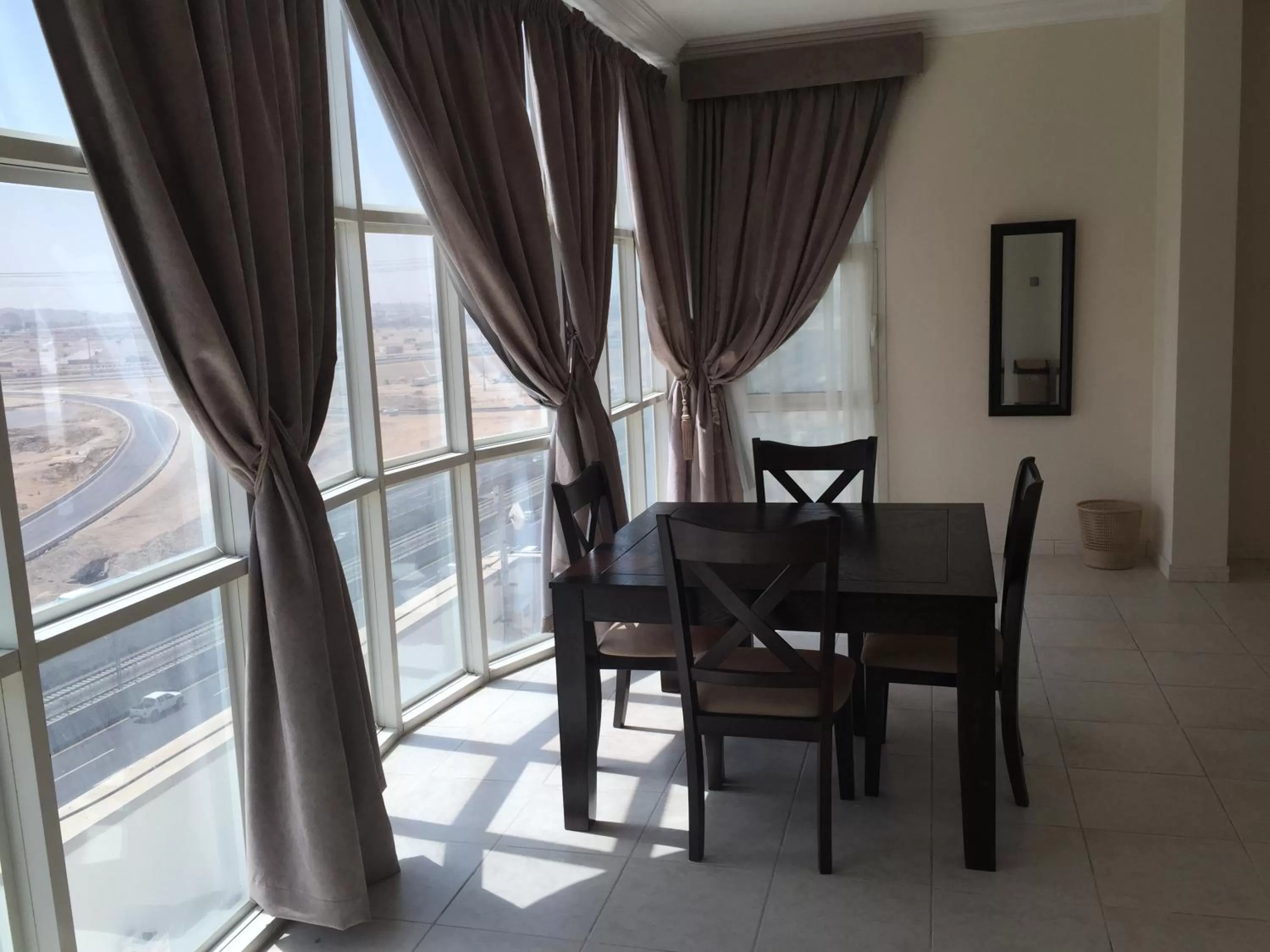 Dining Area in Alshaheen Suites