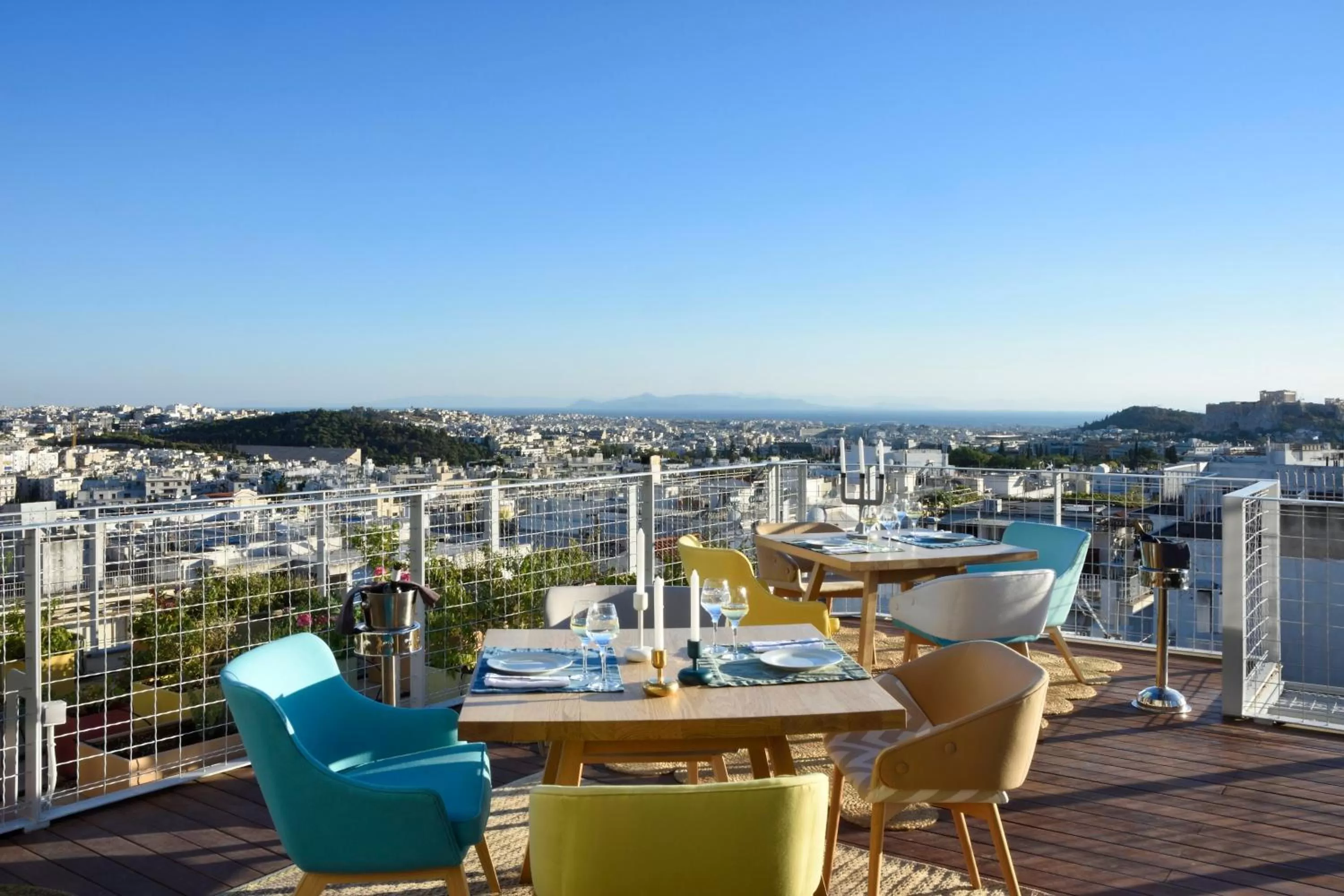 Restaurant/places to eat in Coco-Mat Hotel Athens