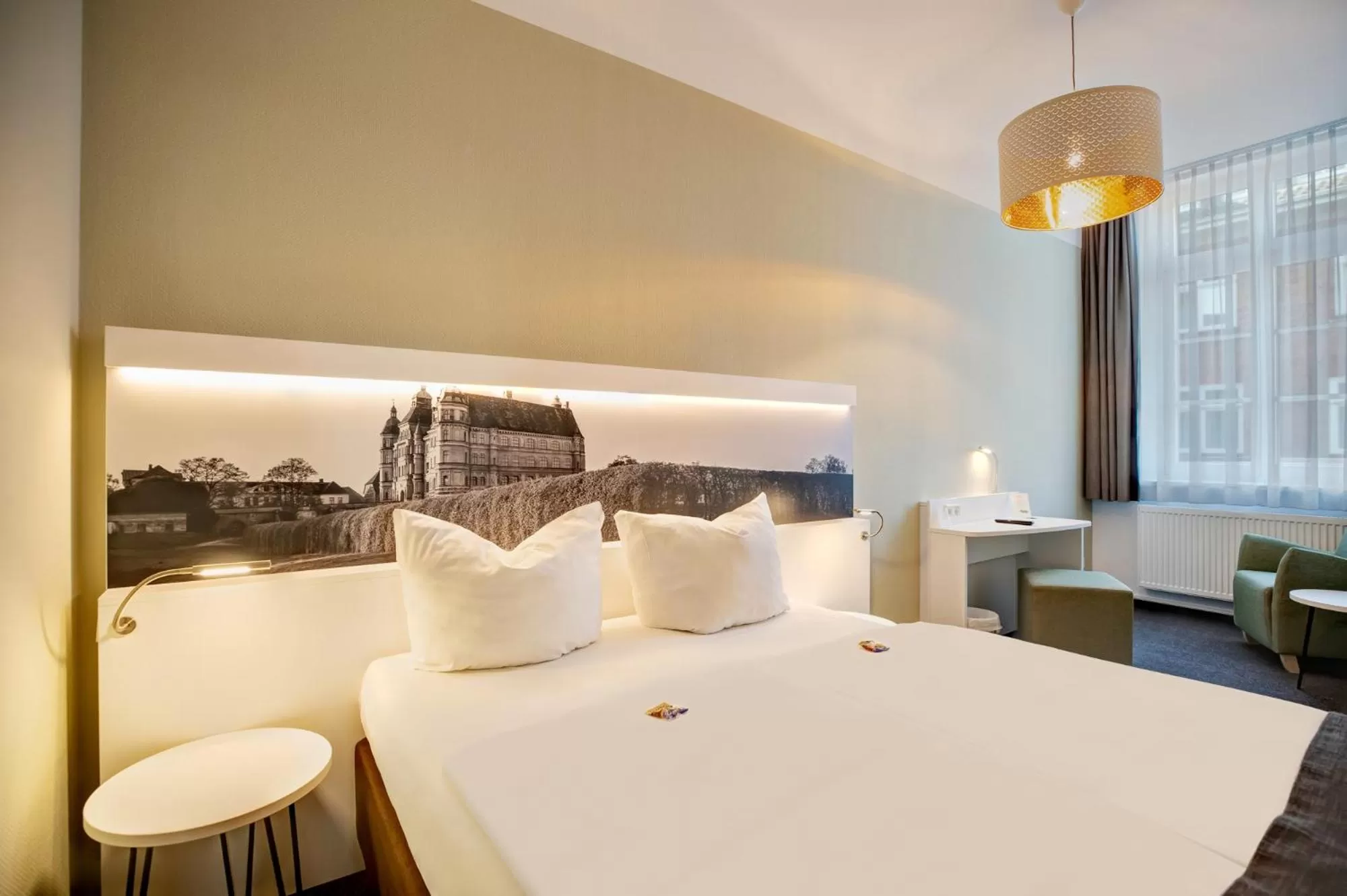 Photo of the whole room, Bed in Hotel am Schlosspark