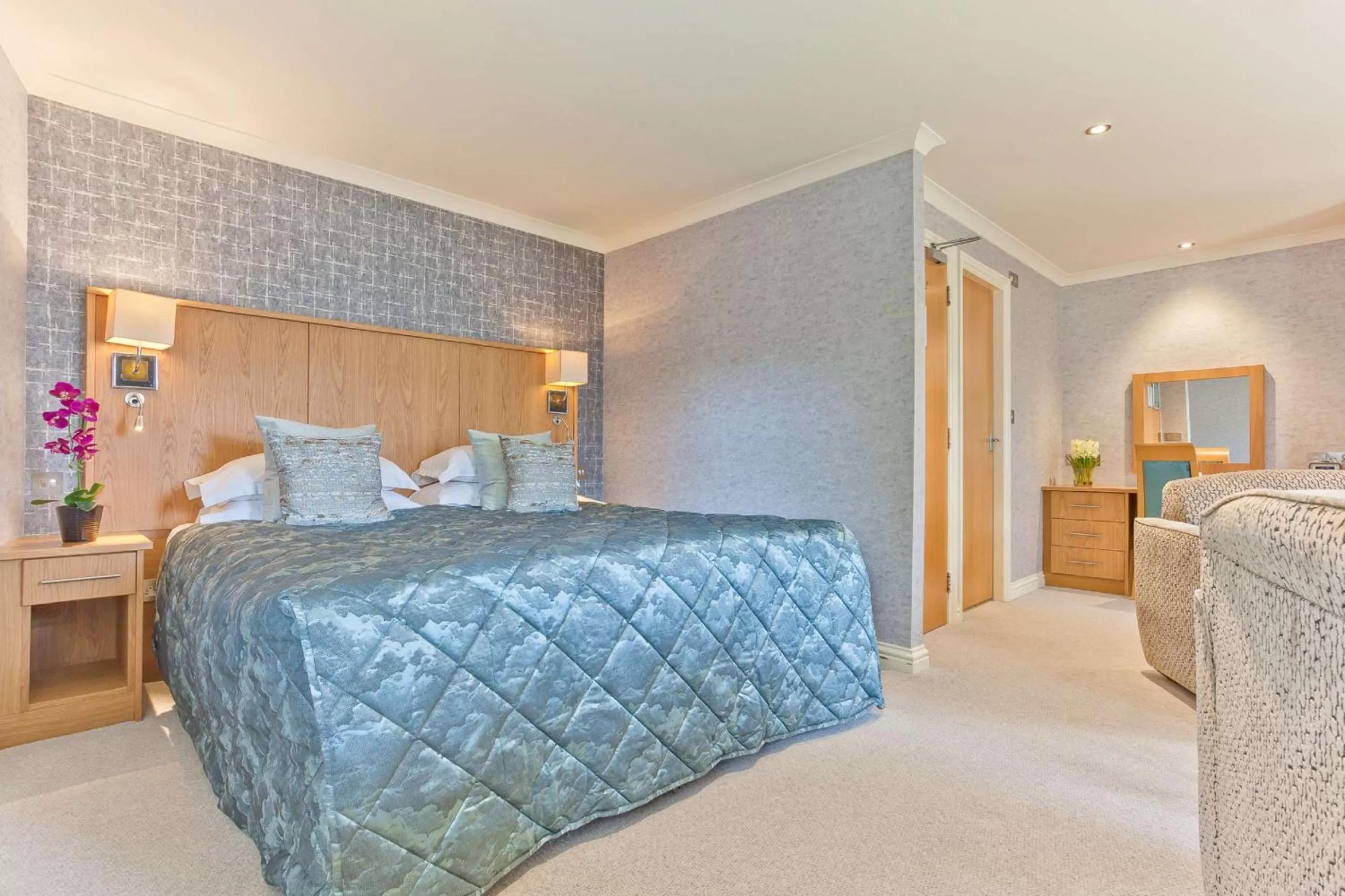 Bedroom, Bed in Ambleside Salutation Hotel & Spa