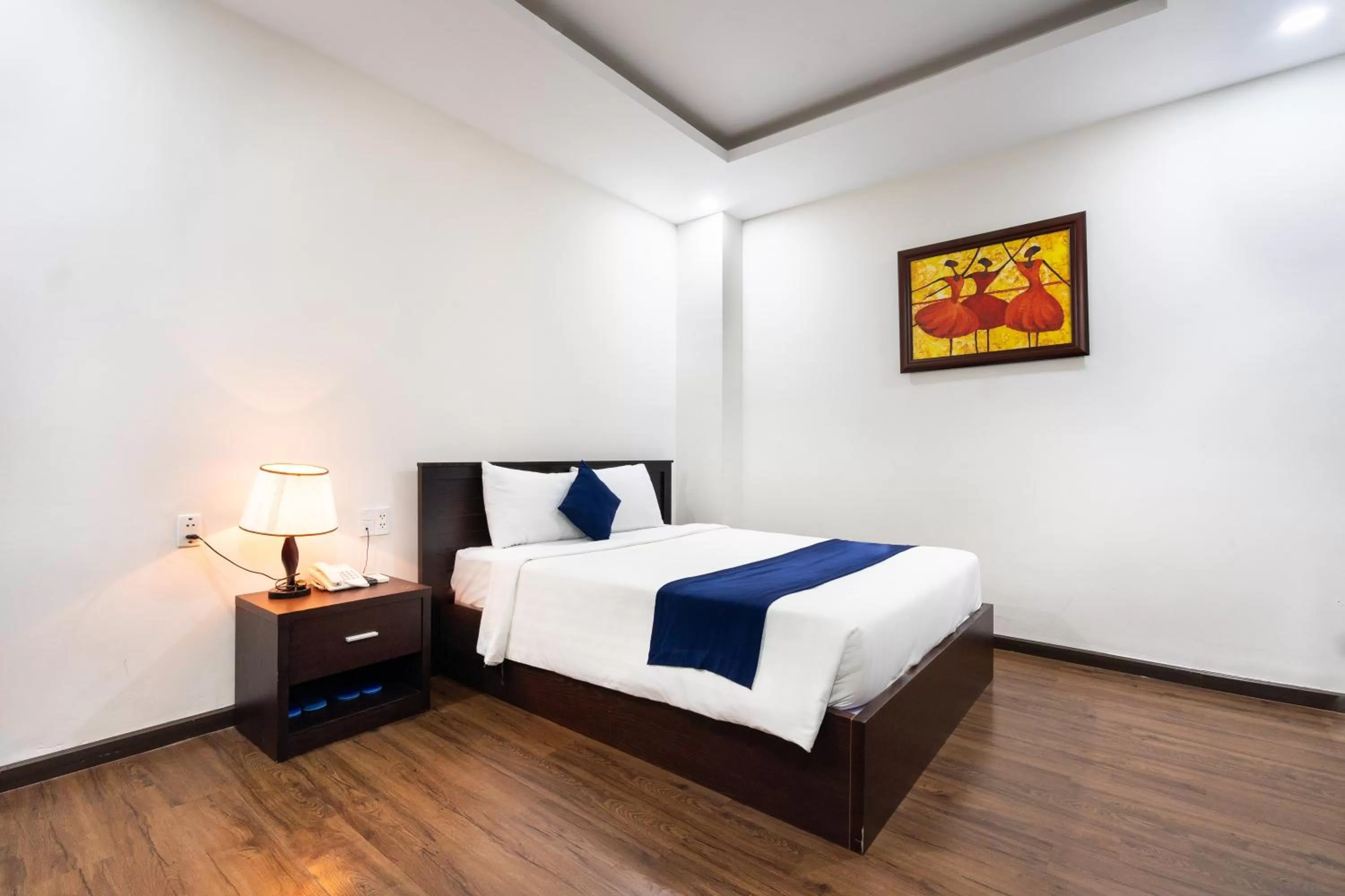 Bed in Central Hotel by Joi Hospitality