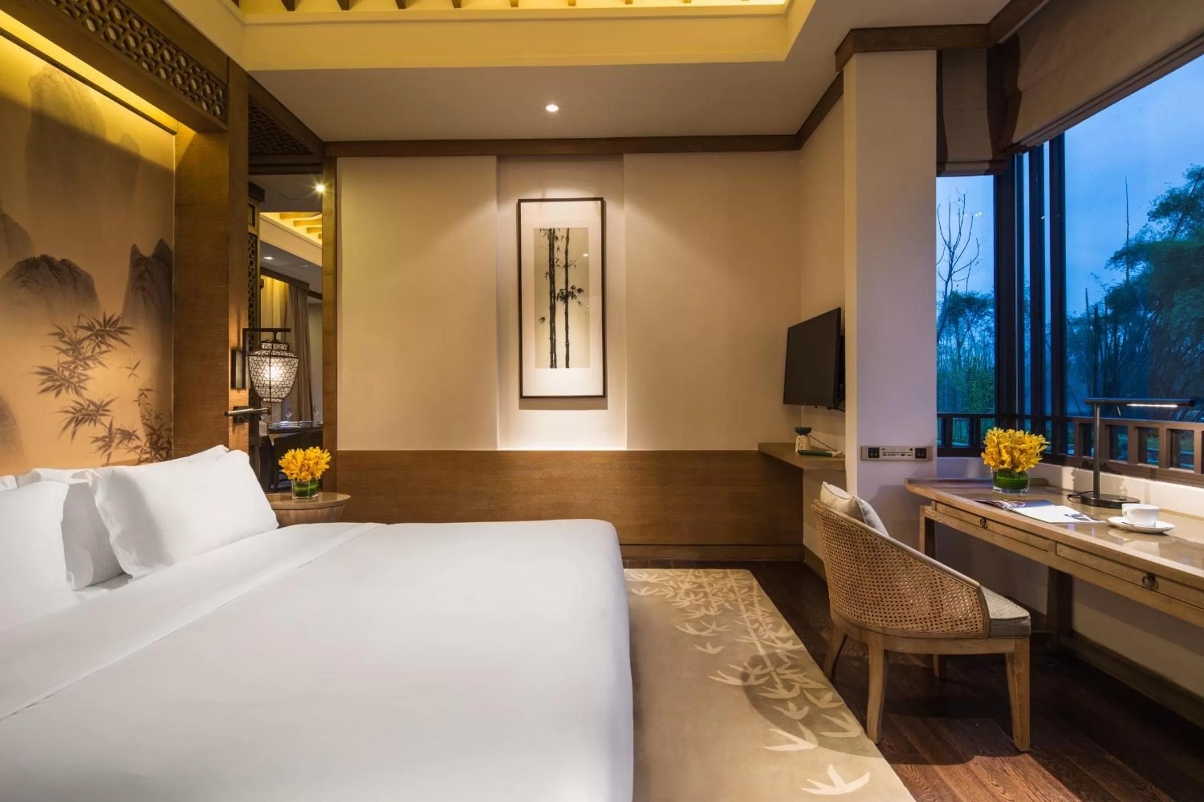 Bedroom, Bed in Banyan Tree Yangshuo