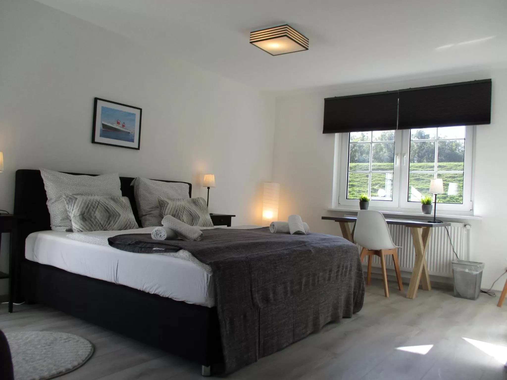 Bedroom, Bed in Best Pension