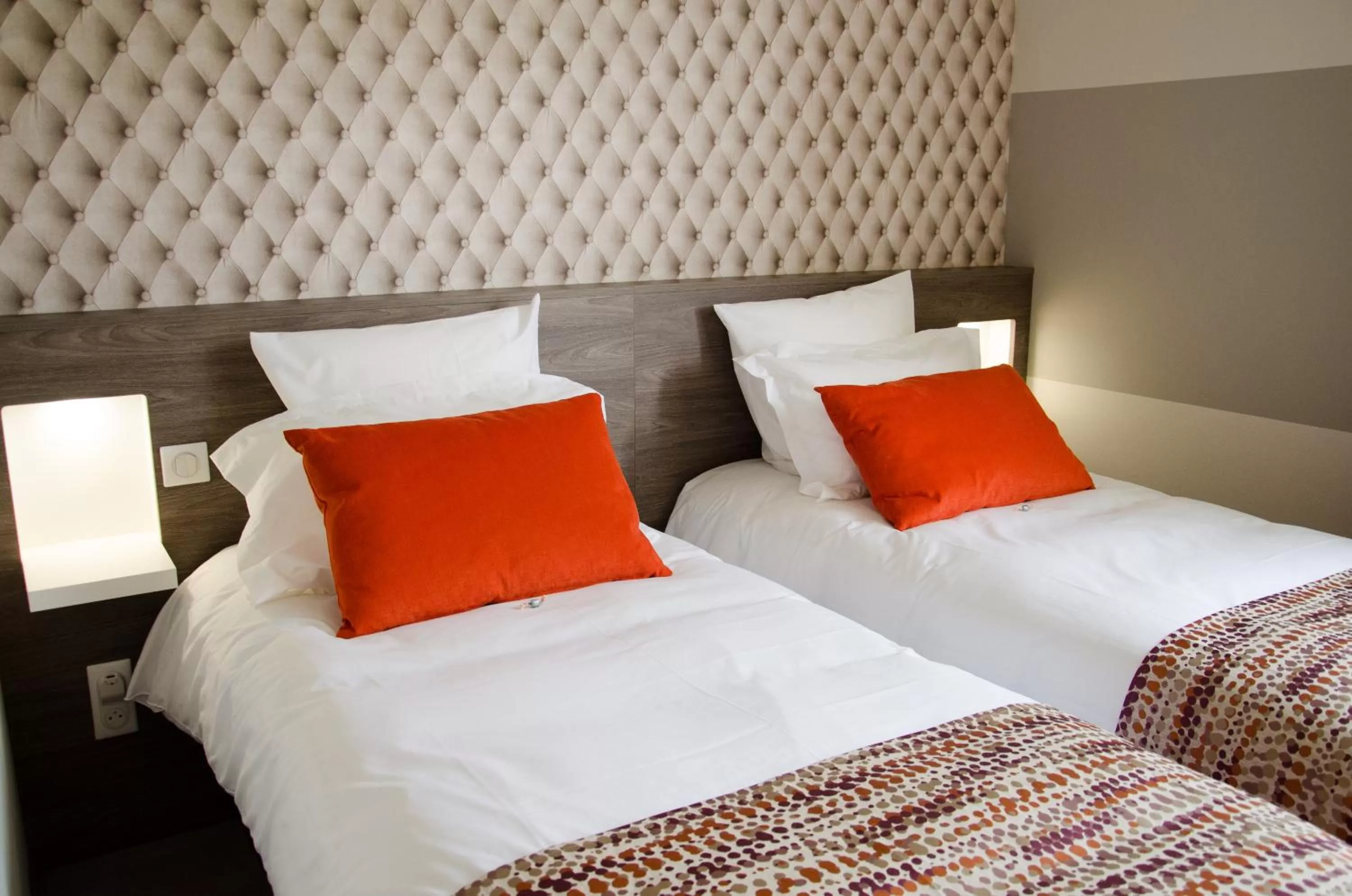 Bed in Best Western Hôtel Agen Le Passage, Agen Sud