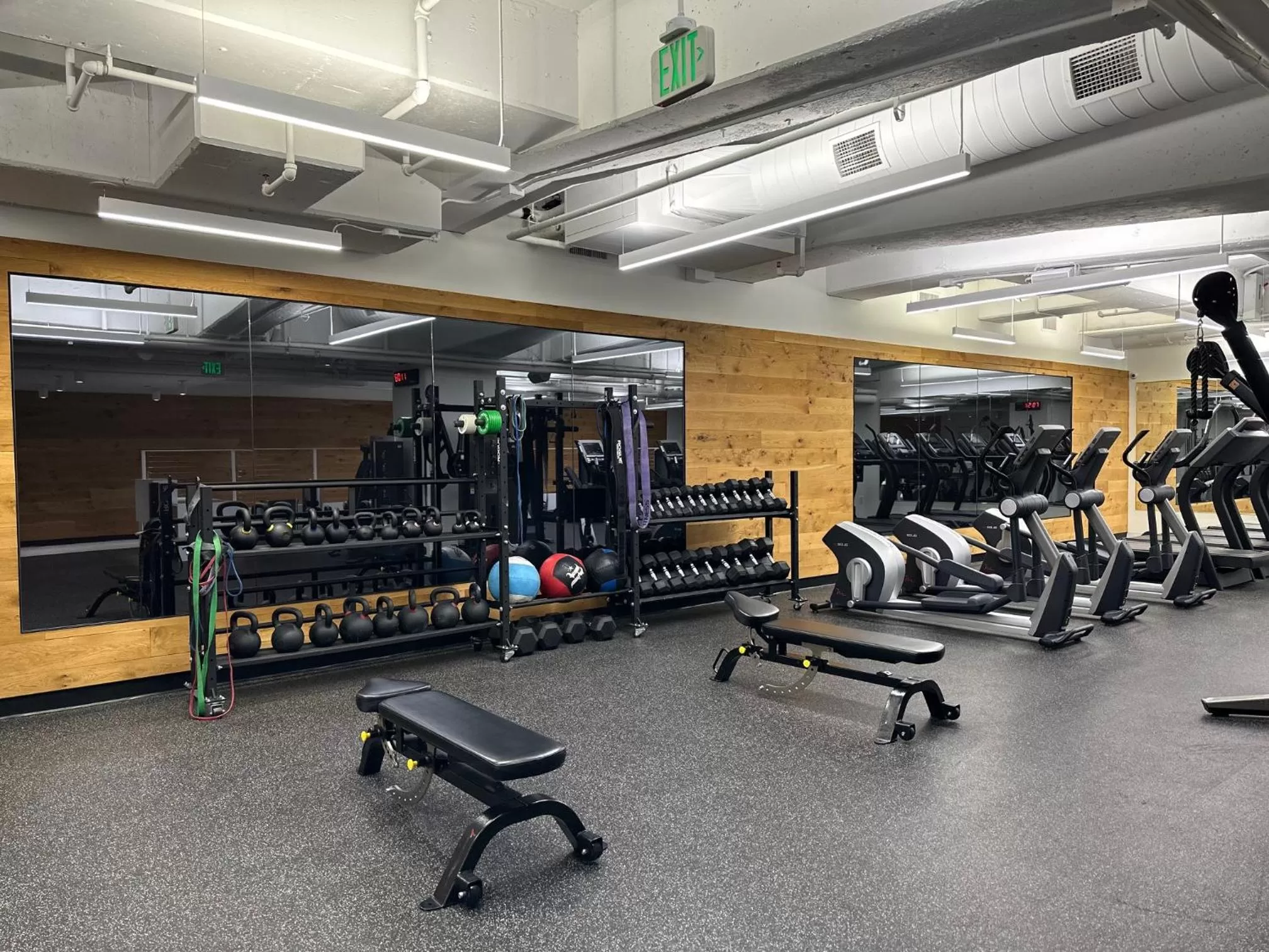 Fitness centre/facilities in Mint House Dallas - Downtown