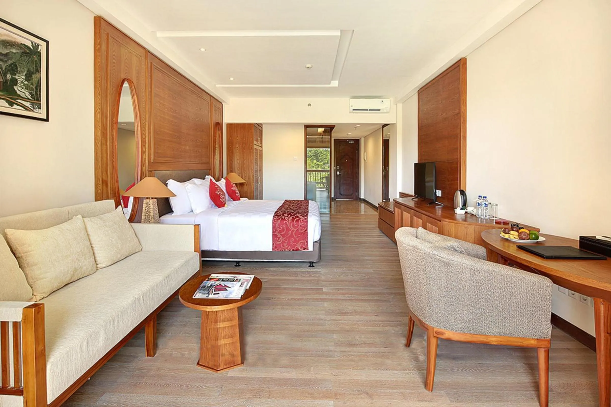 Bed in Royal Tulip Springhill Resort Jimbaran