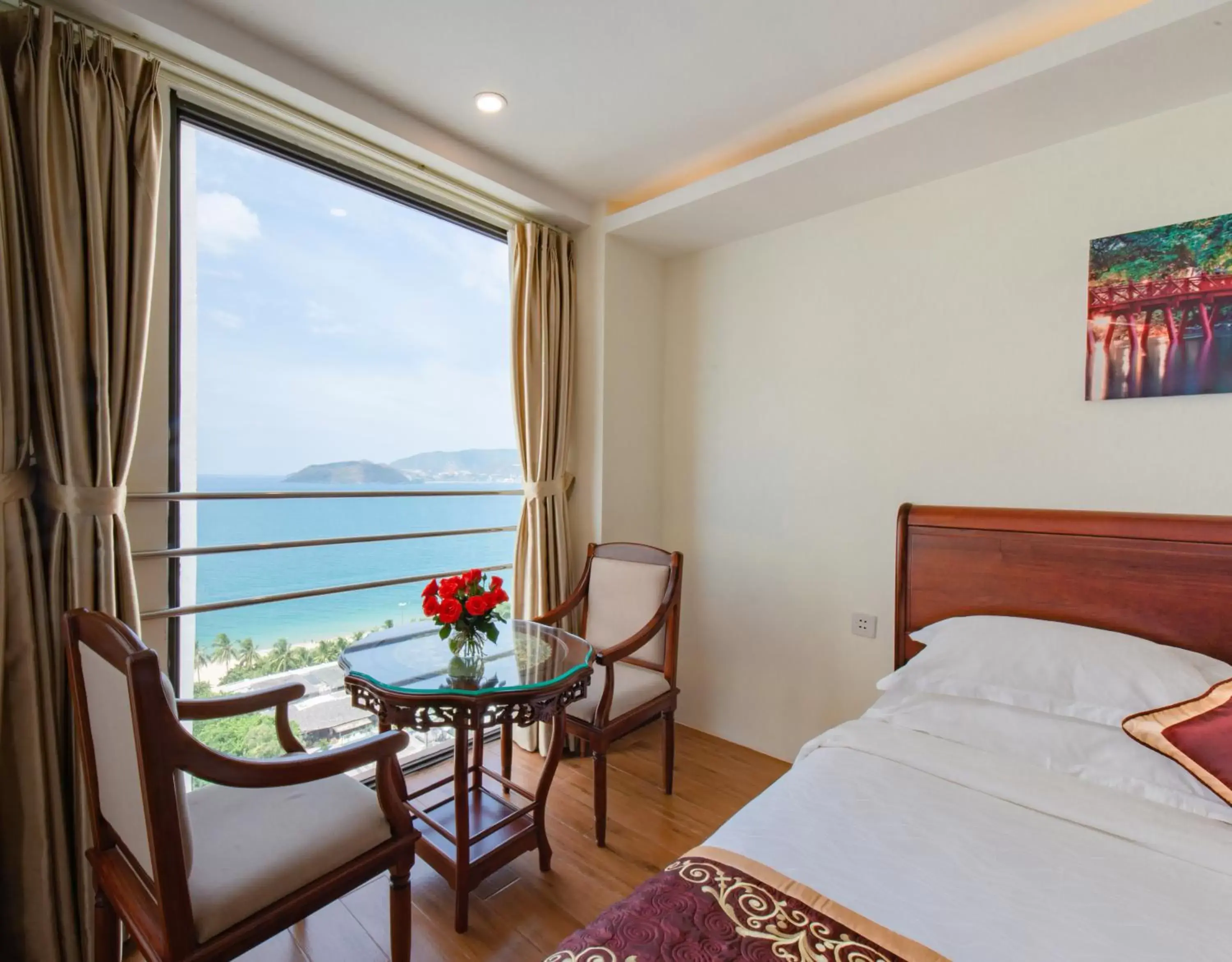 Junior Suite with Balcony and Sea View in Red Sun Nha Trang Hotel Junior Suite with Balcony and Sea View in Red Sun Nha Trang Hotel