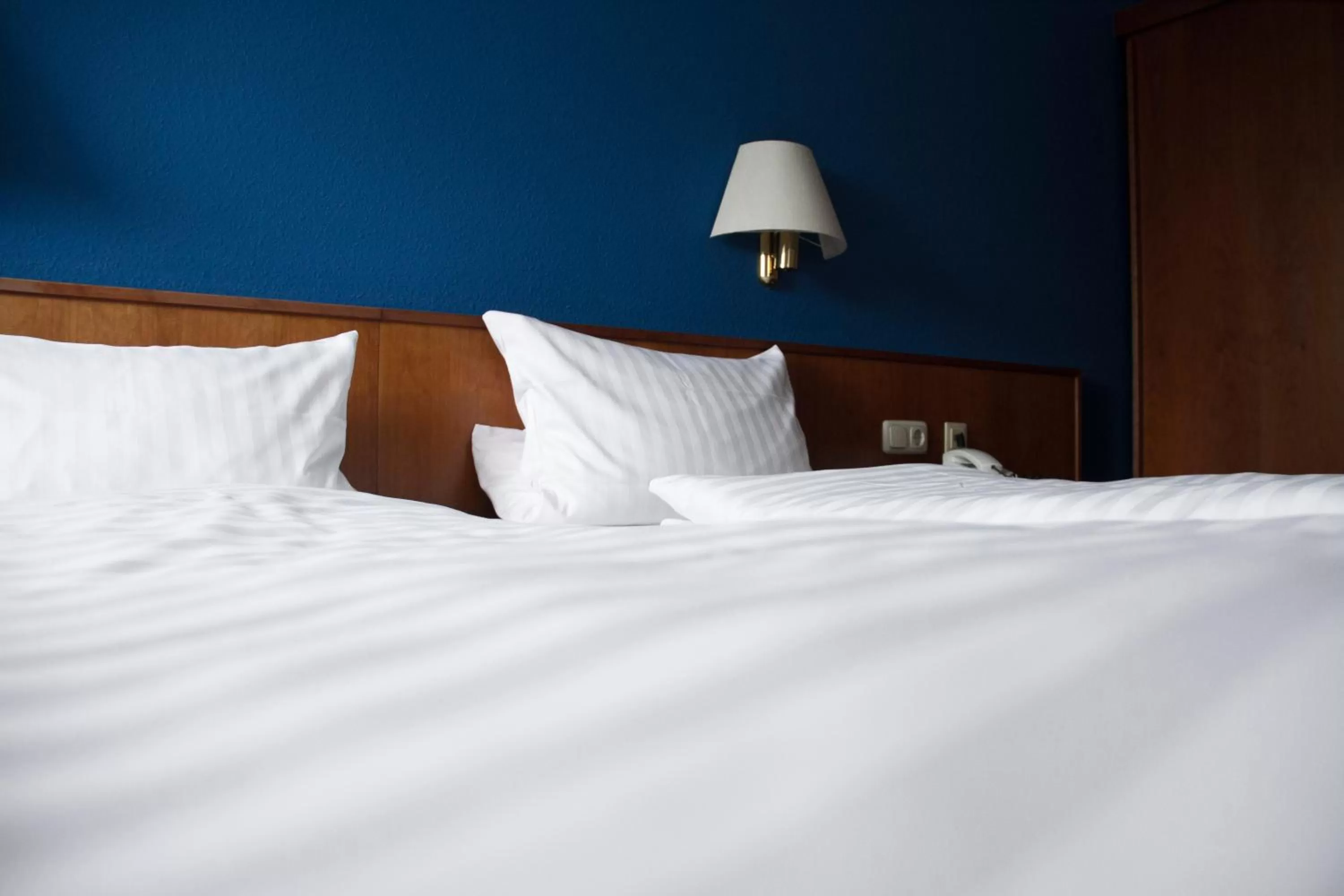 Photo of the whole room, Bed in Hotel am Bergl