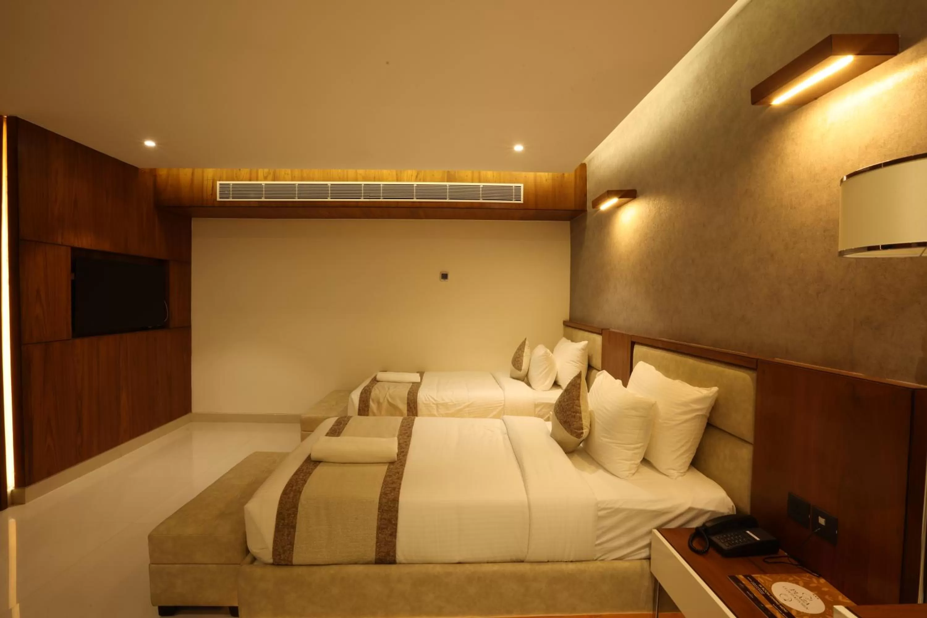 Bedroom, Bed in Royal Plaza Suites by RAK Rooms, Mangaluru