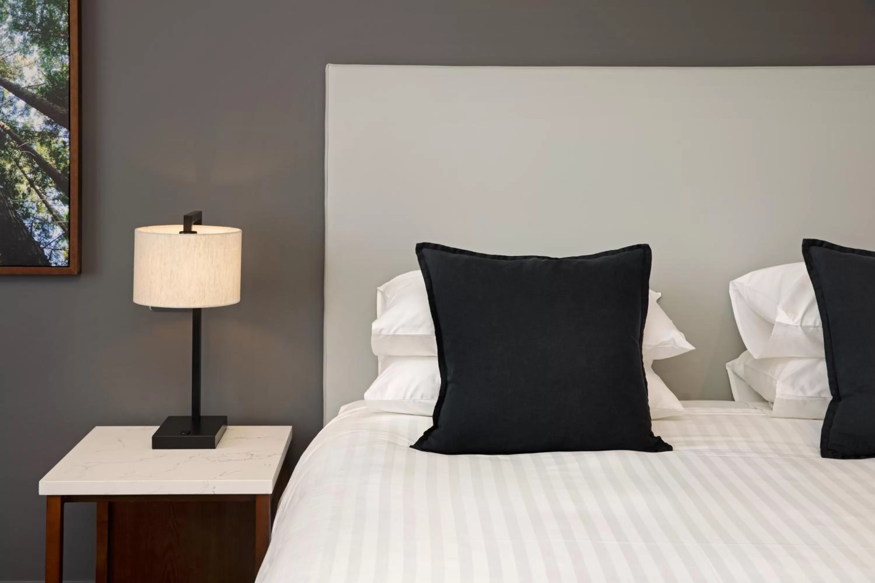 Bed in Mantra Traralgon