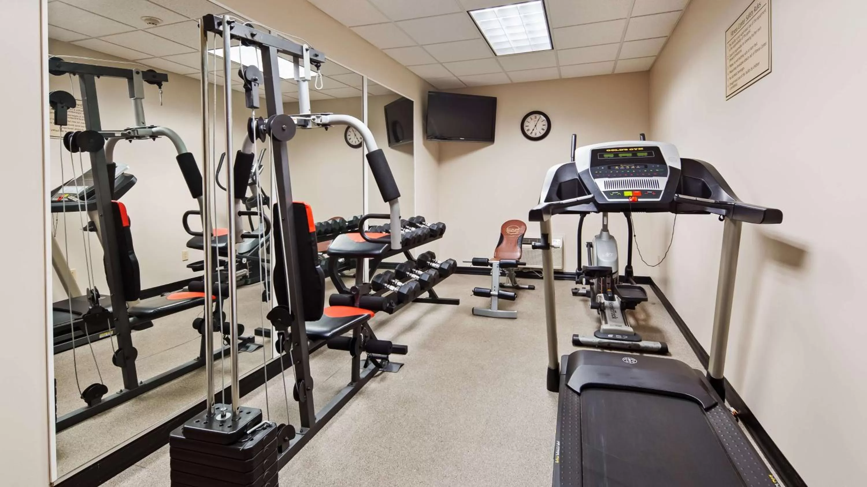 Fitness centre/facilities in Best Western the Inn at the Fairgrounds
