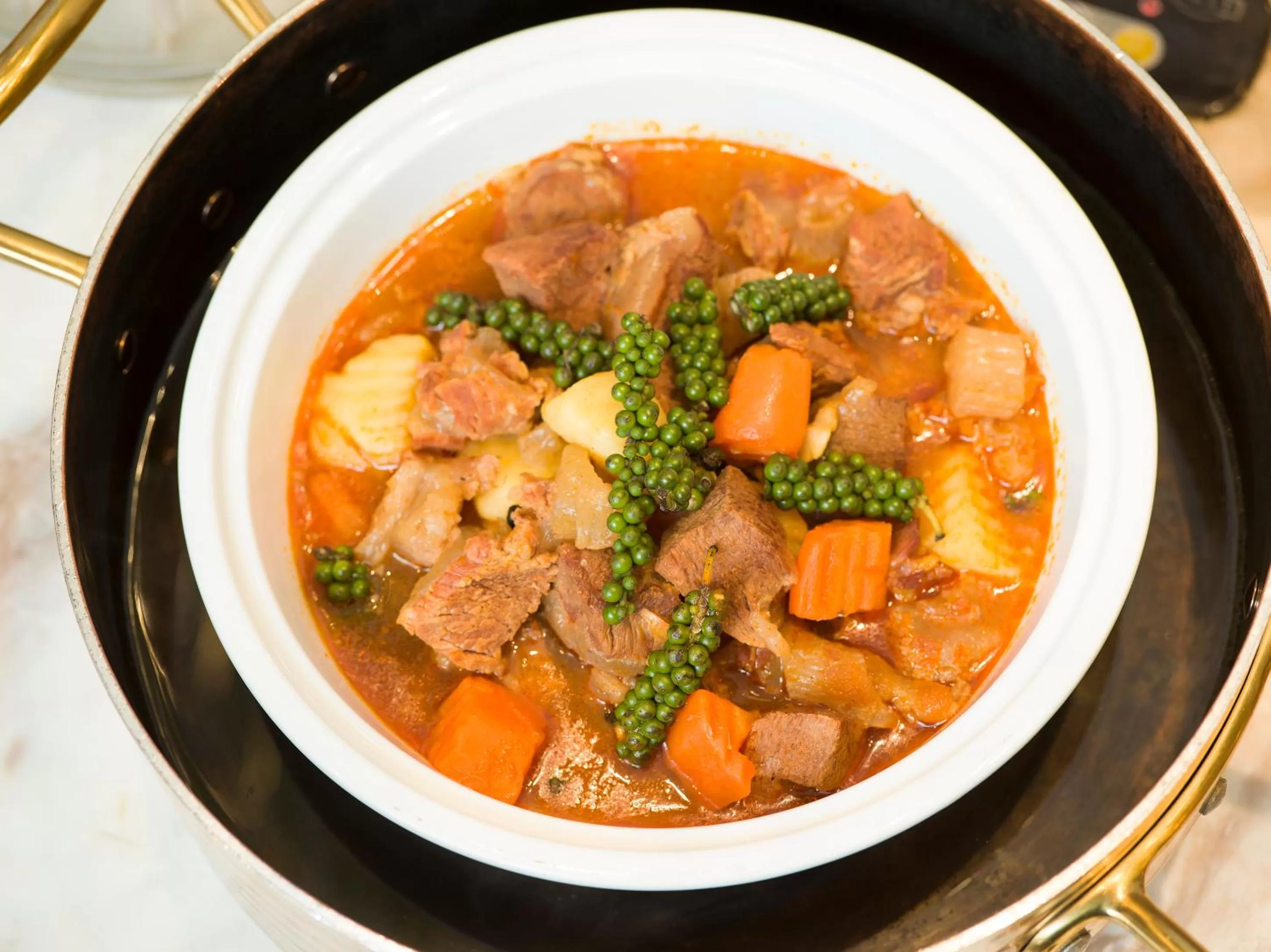 Breakfast, Food in A&EM Saigon Hotel