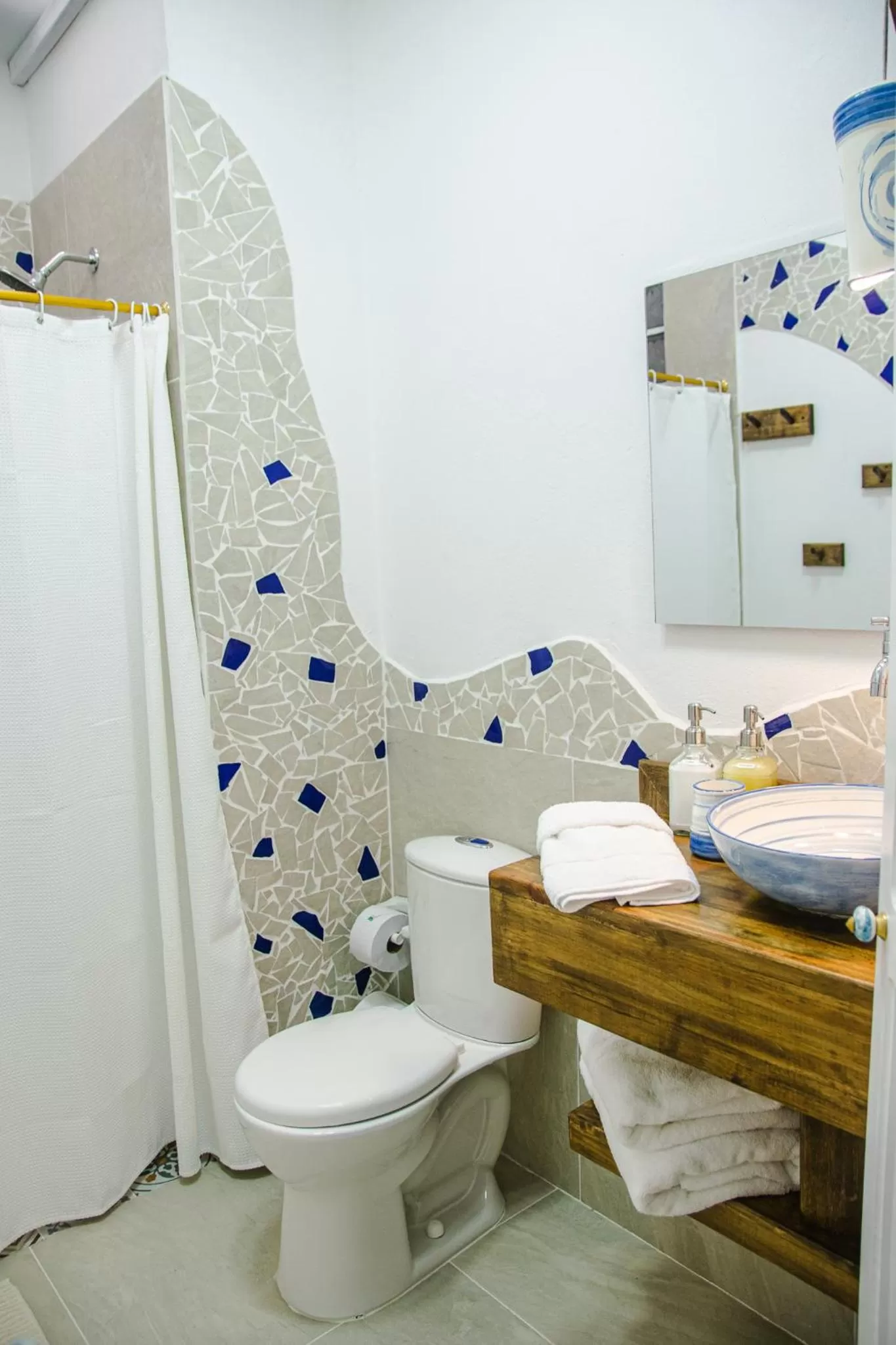 Bathroom in El Despertar Hotel