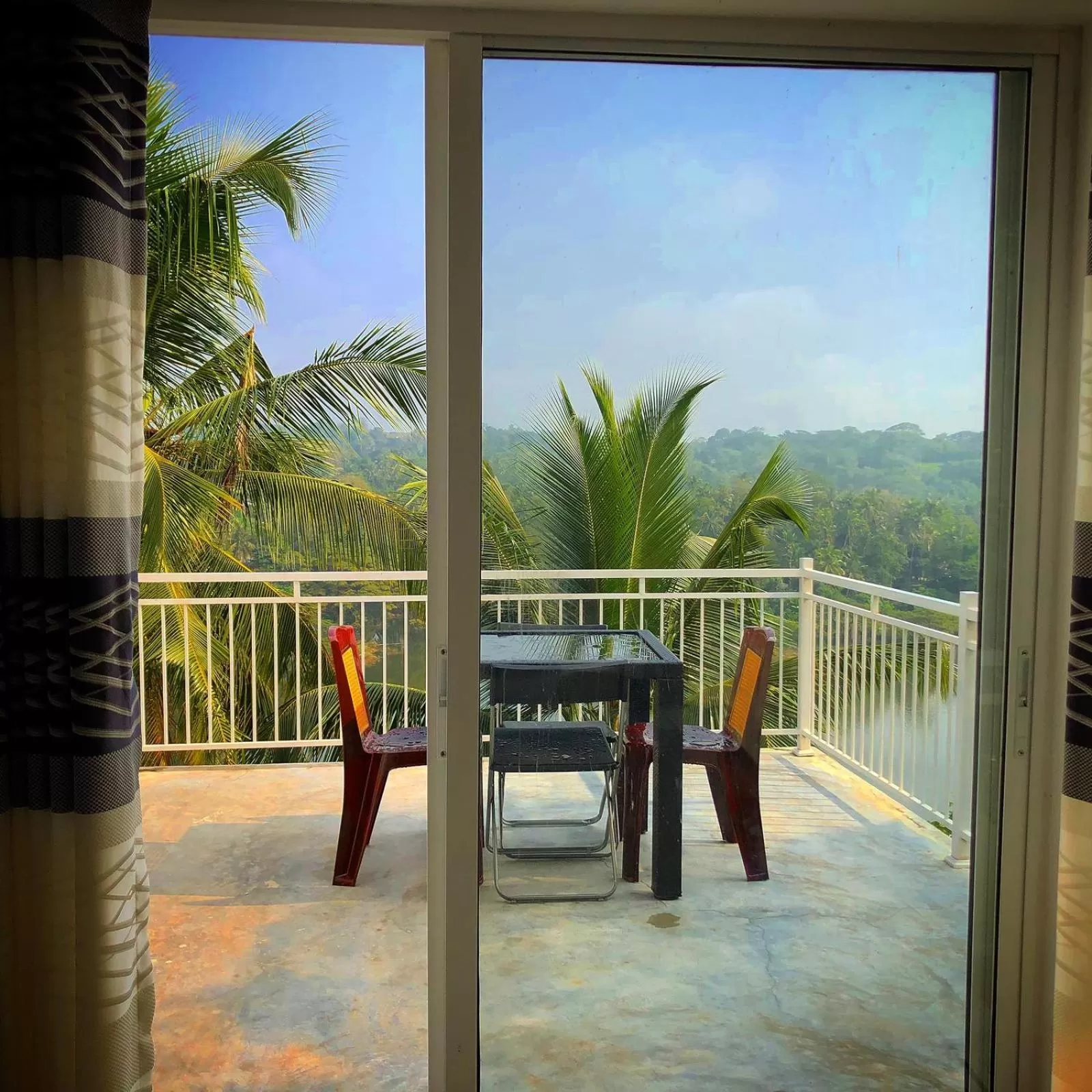 View (from property/room), Balcony/Terrace in Mahaweli View Inn