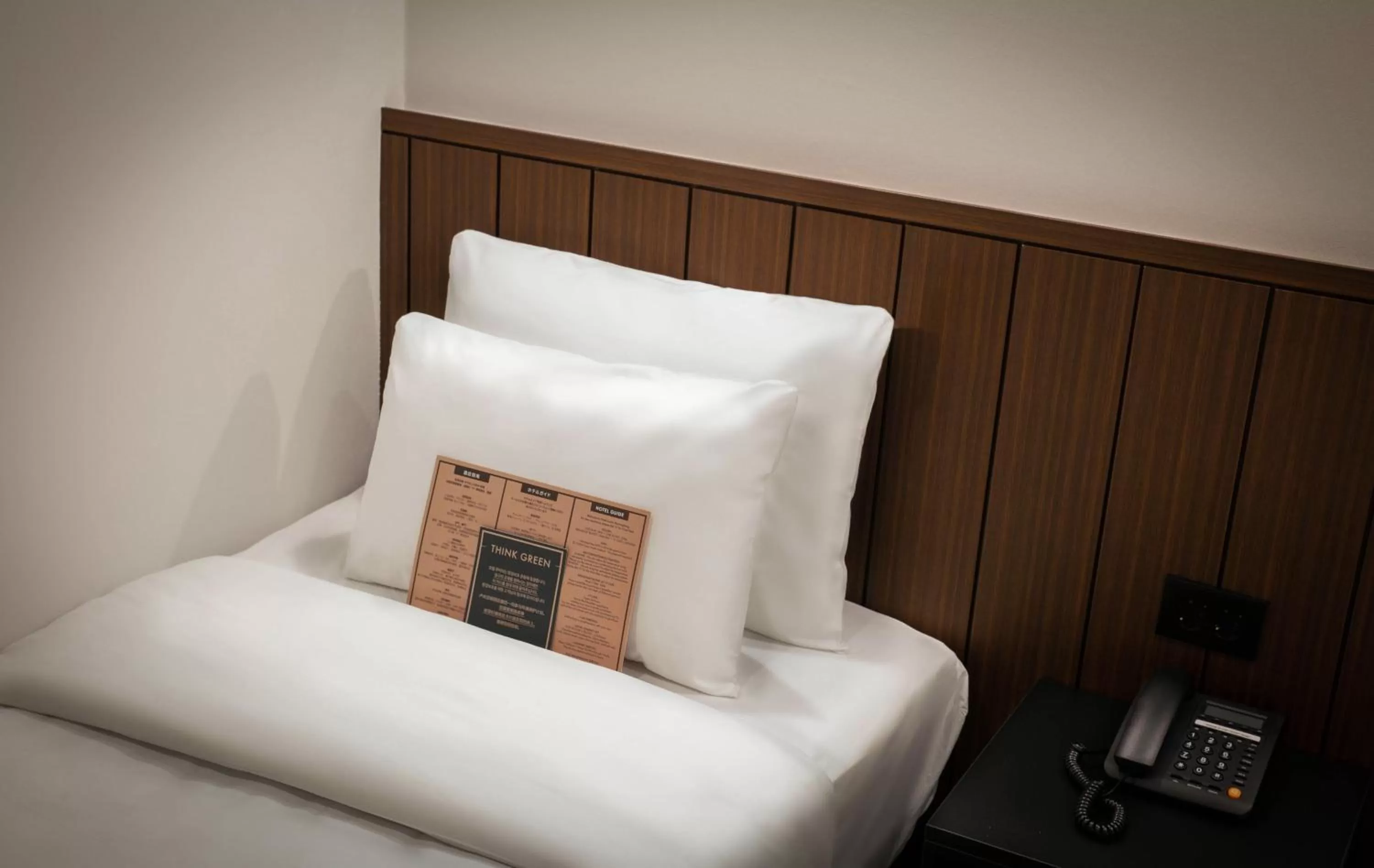 Bed in Hotel Lumia Myeongdong