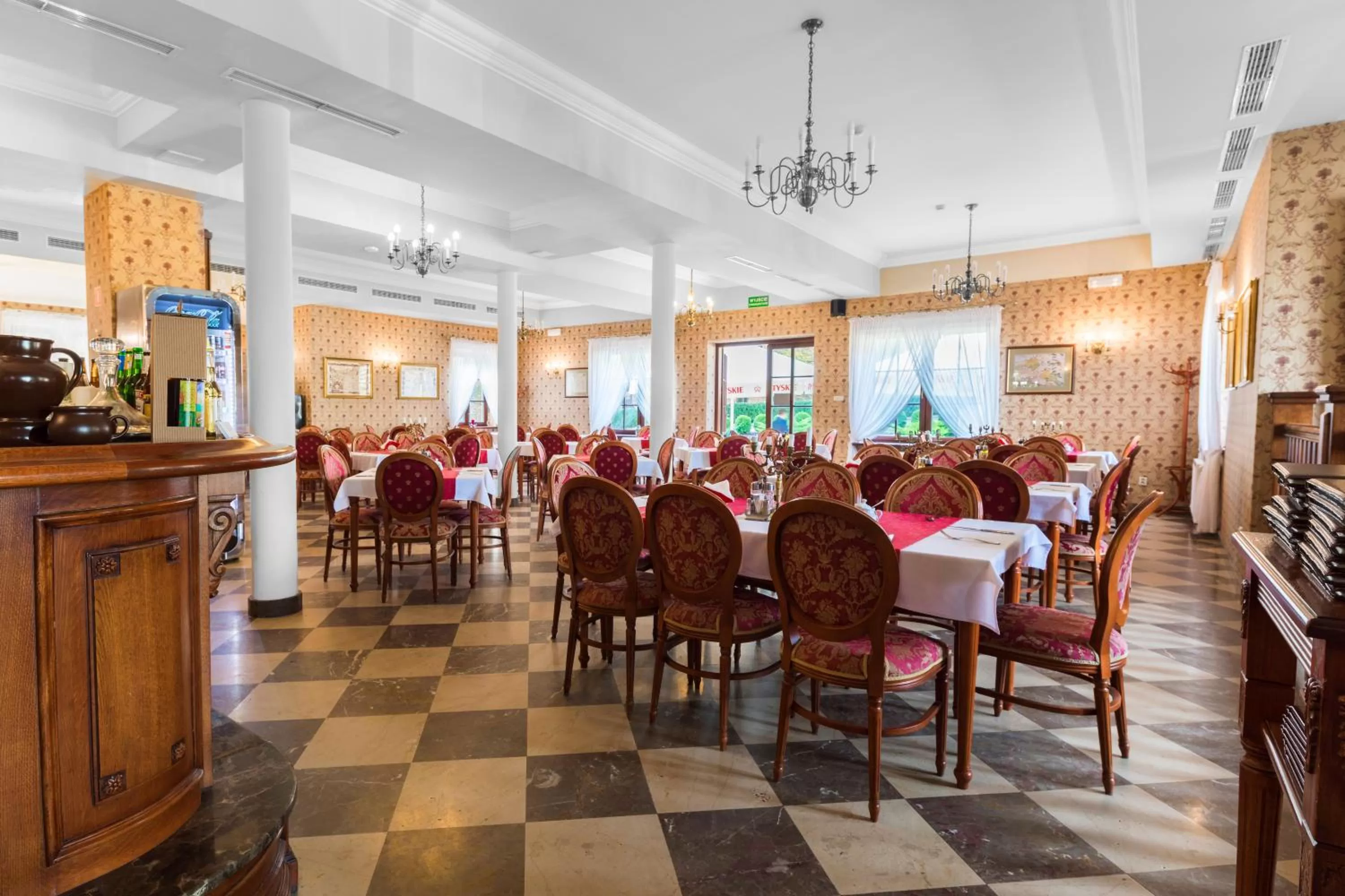 Restaurant/places to eat in Hotel Sarmata Zespół Dworski