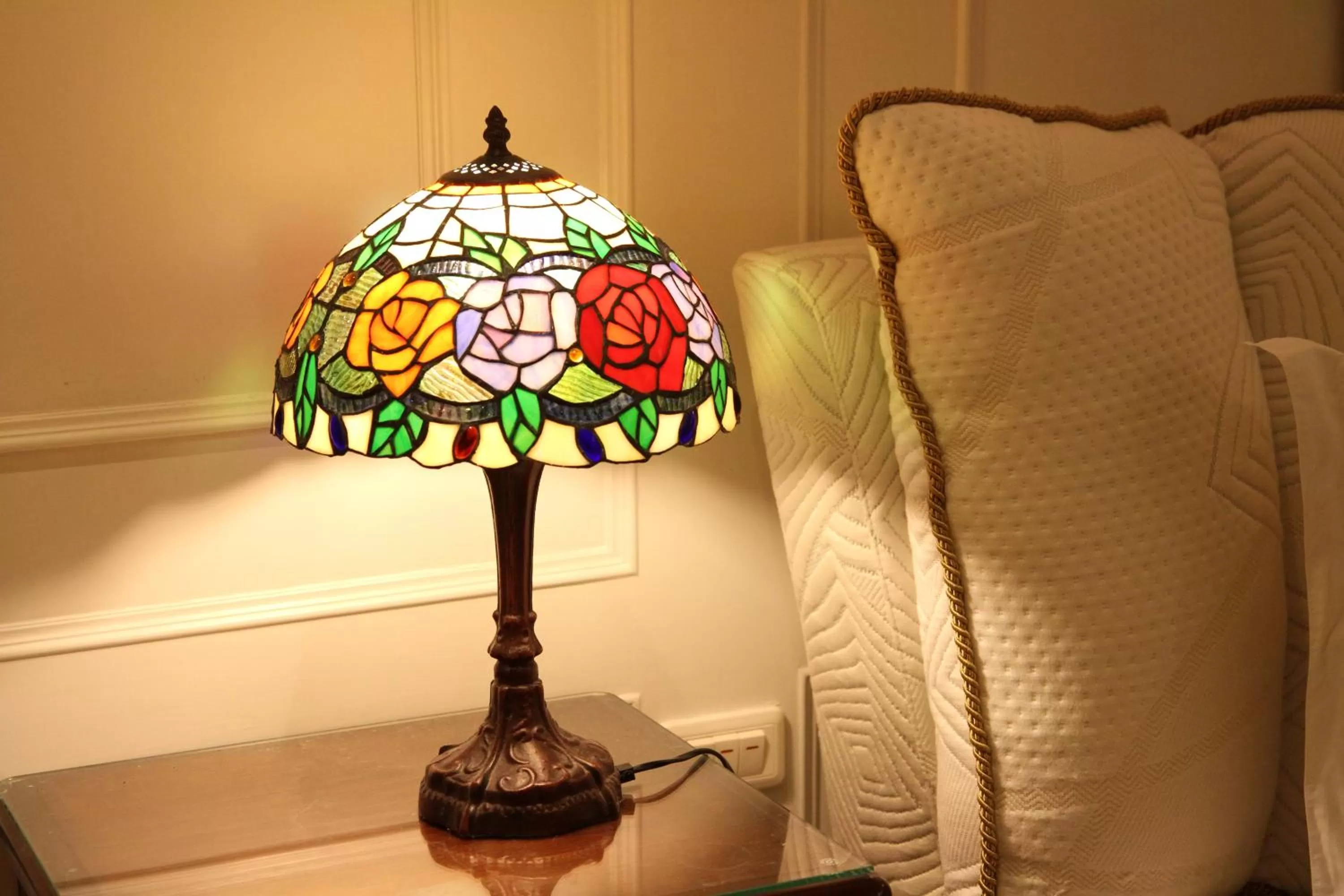 Decorative detail in Ritual and Breakfast