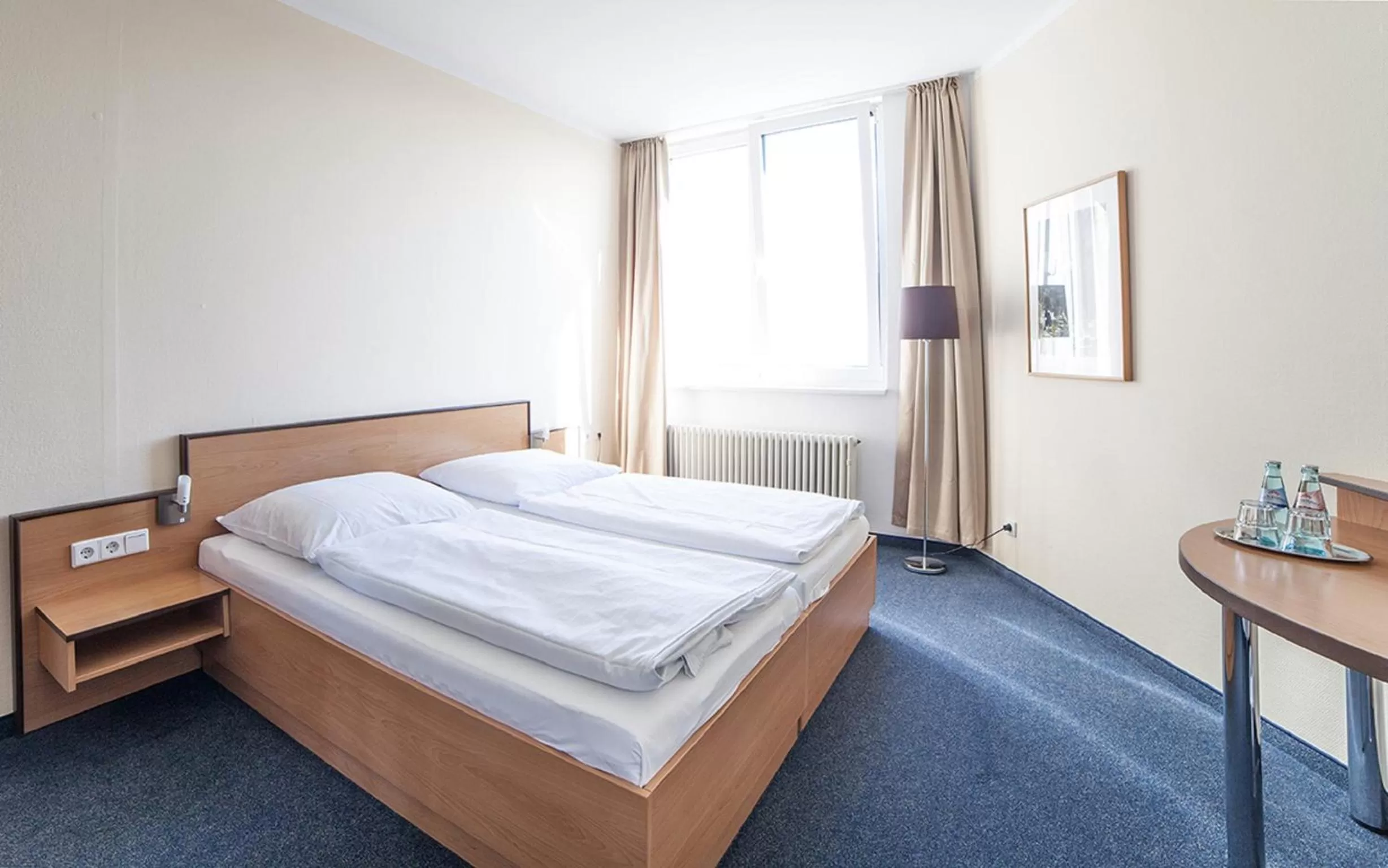 Day, Bed in Hotel Sedes