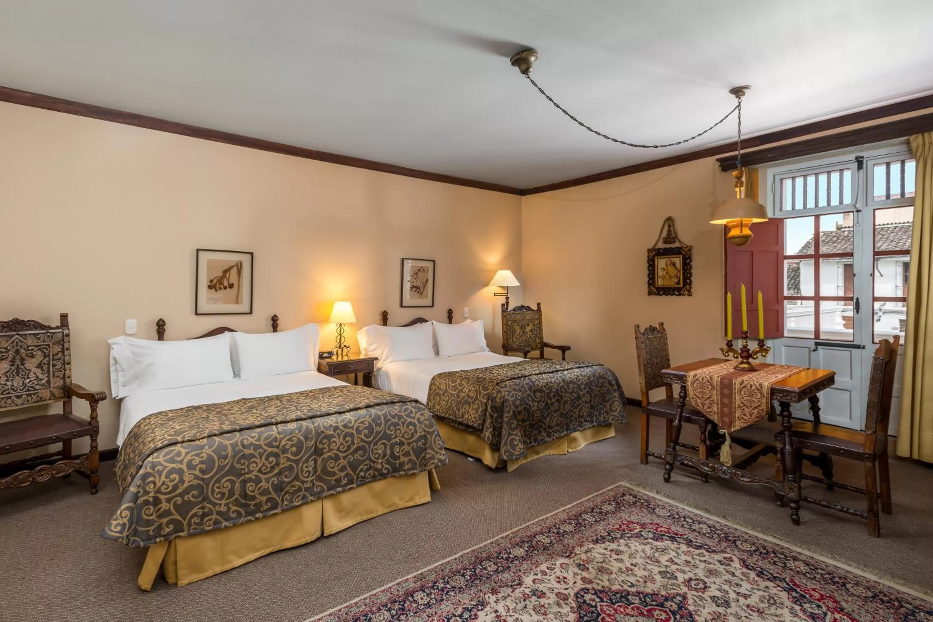 Bed in Hotel Dann Monasterio