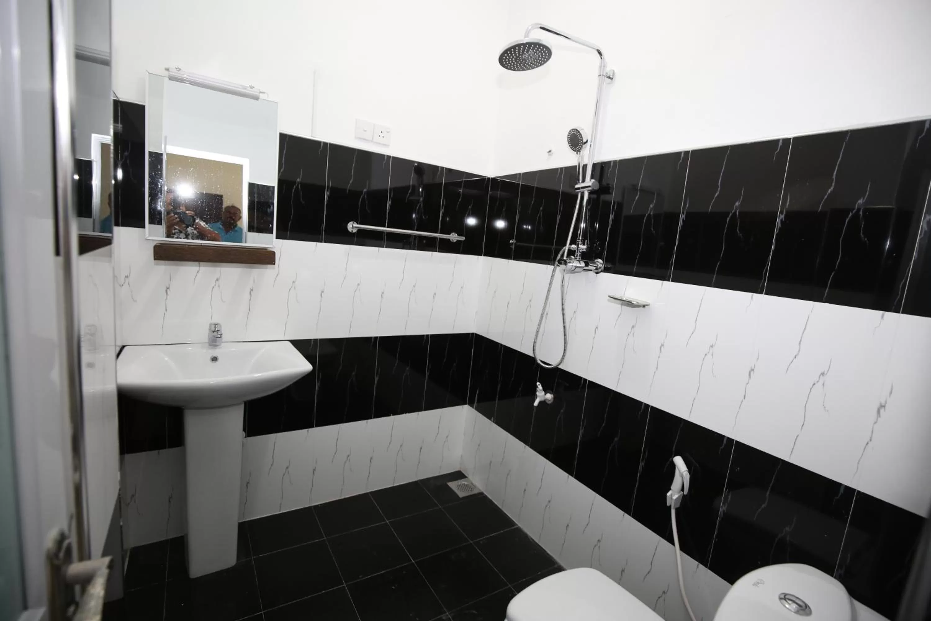 Shower, Bathroom in New Ocean Vibes