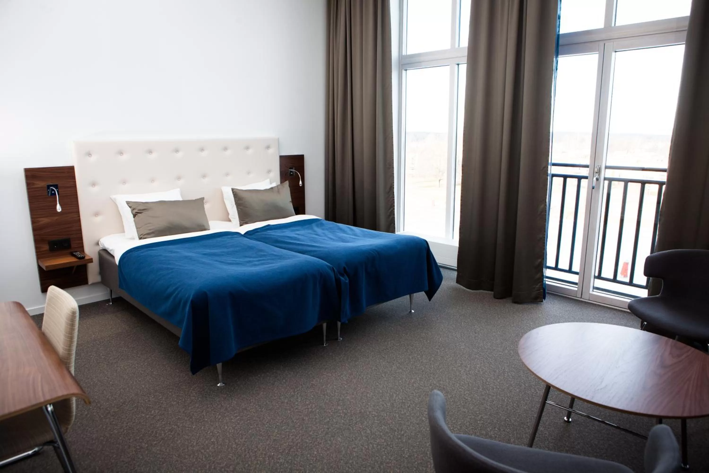 Bed in Best Western Hotel River C