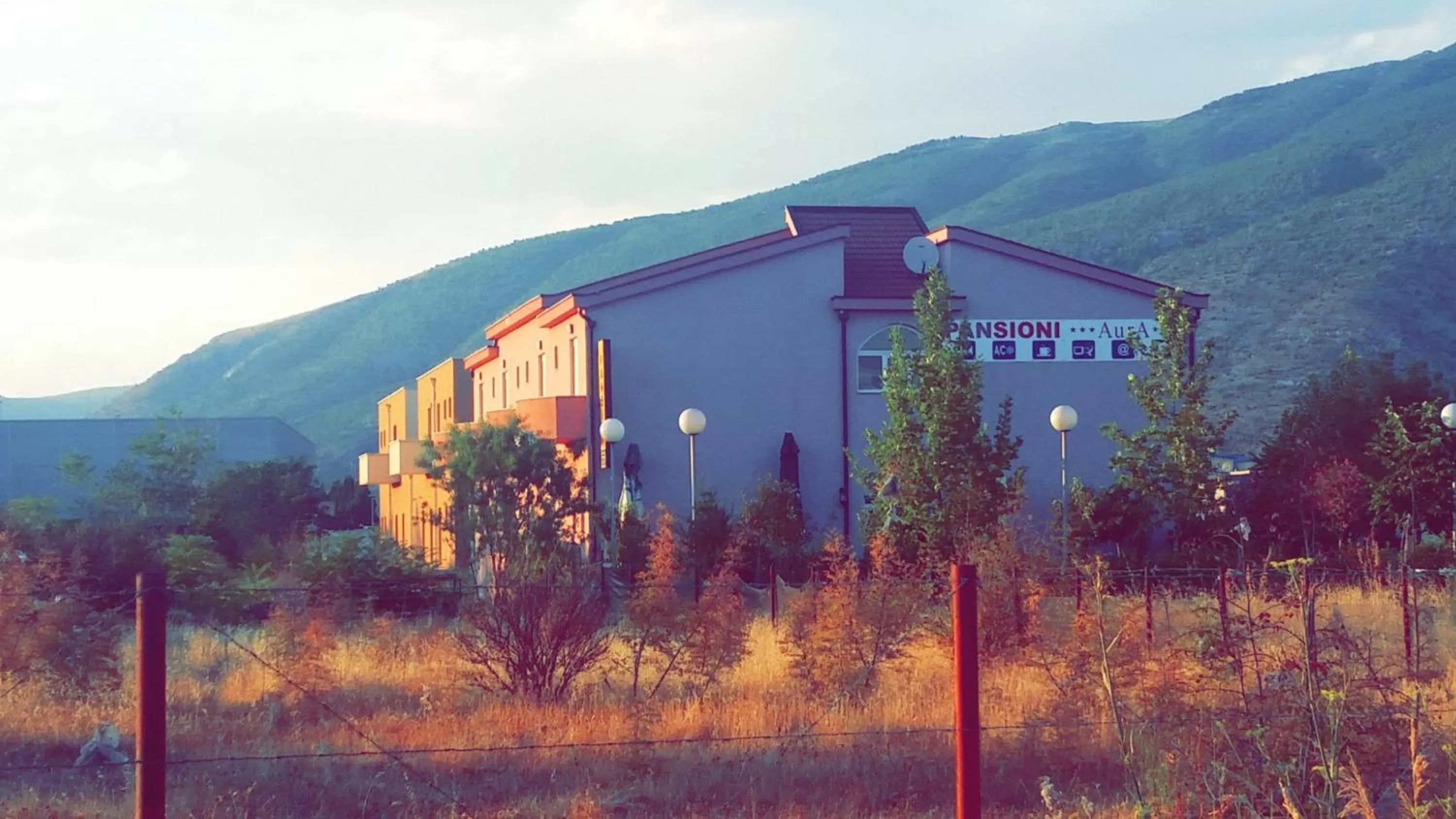 Street view, Property Building in Motel Aura