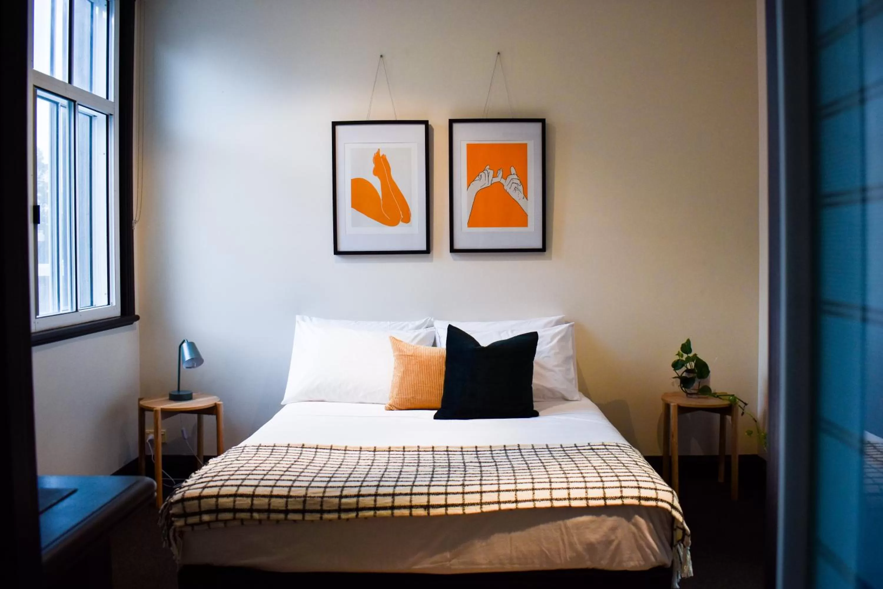 Bed in The Sherwood Hotel