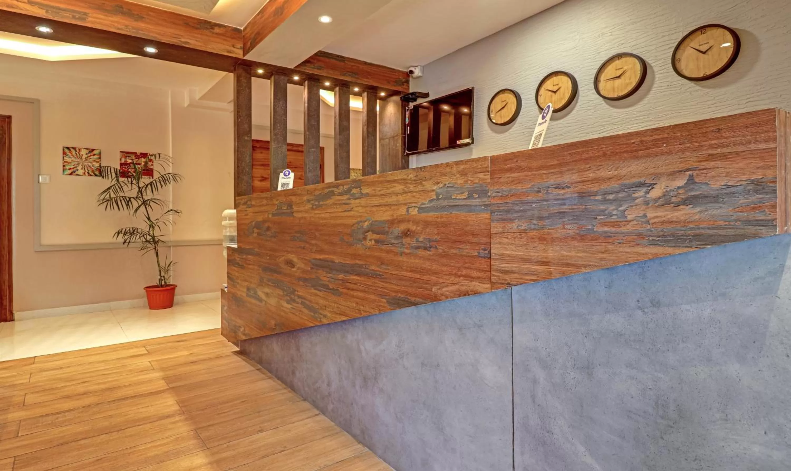 Lobby or reception in Treebo Rainbow Grand