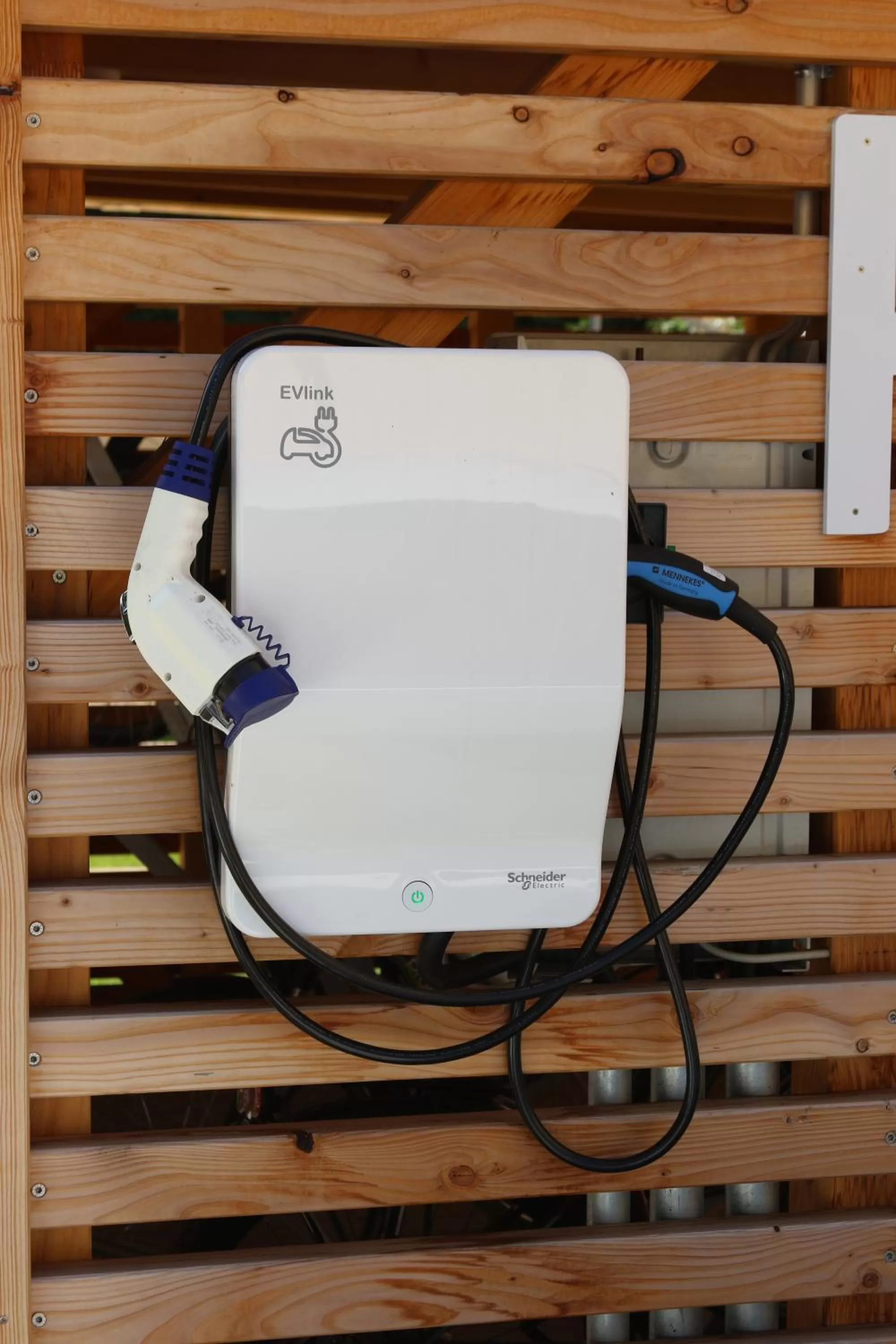 Parking in Hotel Via Regia - VIAs-Hotels