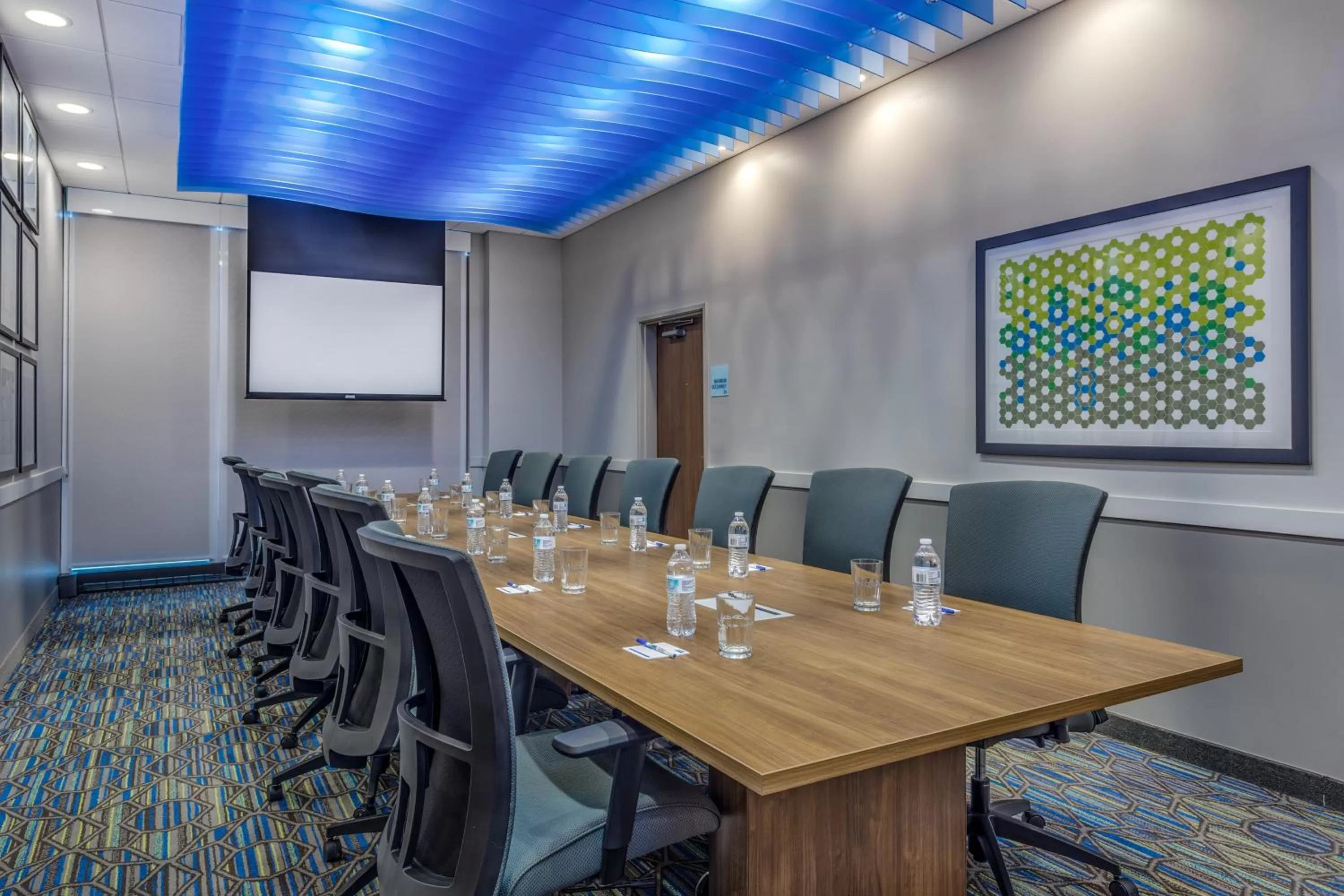 Meeting/conference room in Holiday Inn Express & Suites - Rice Lake by IHG