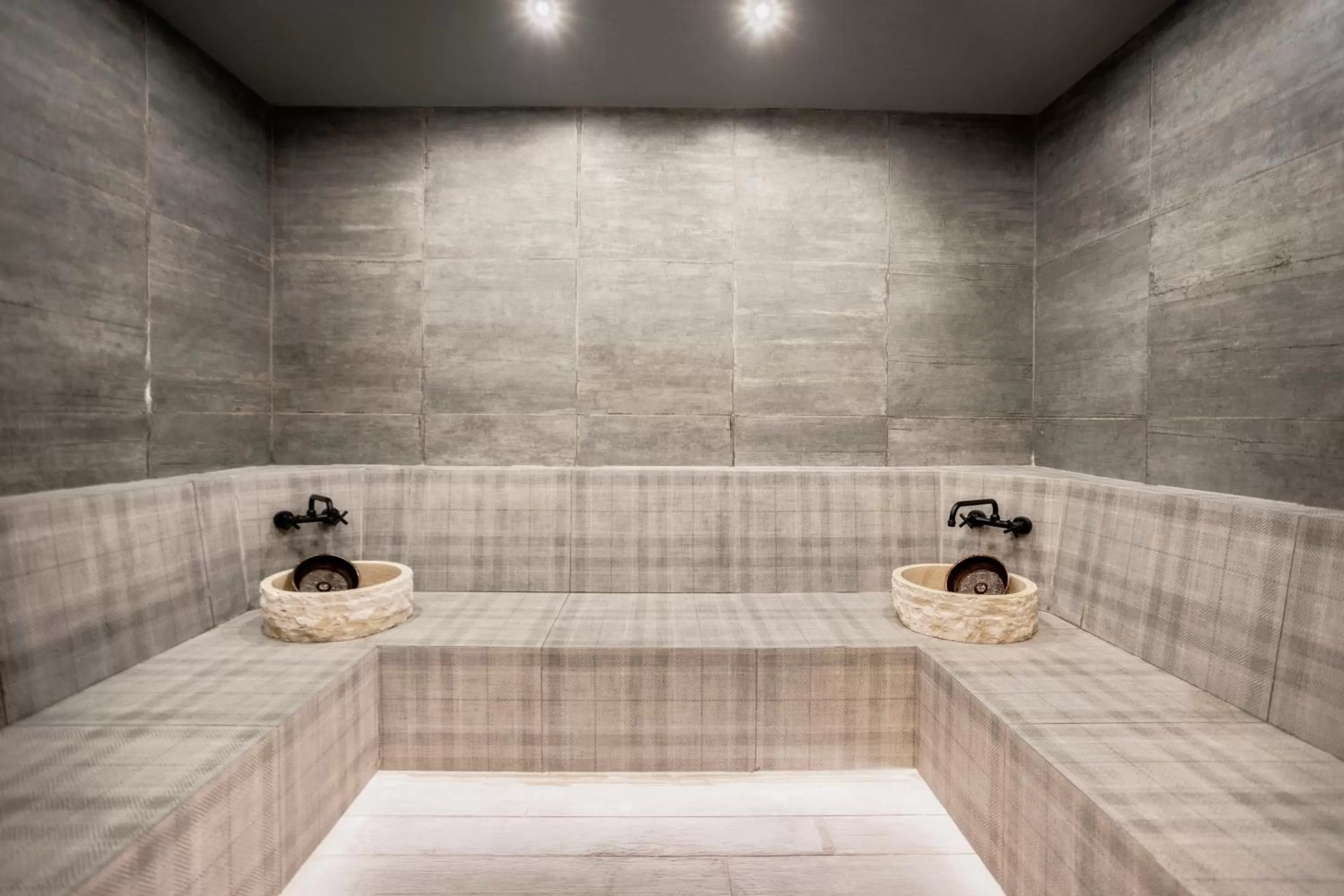 Steam room in Kashmir Wellness & SPA Hotel Adults Only