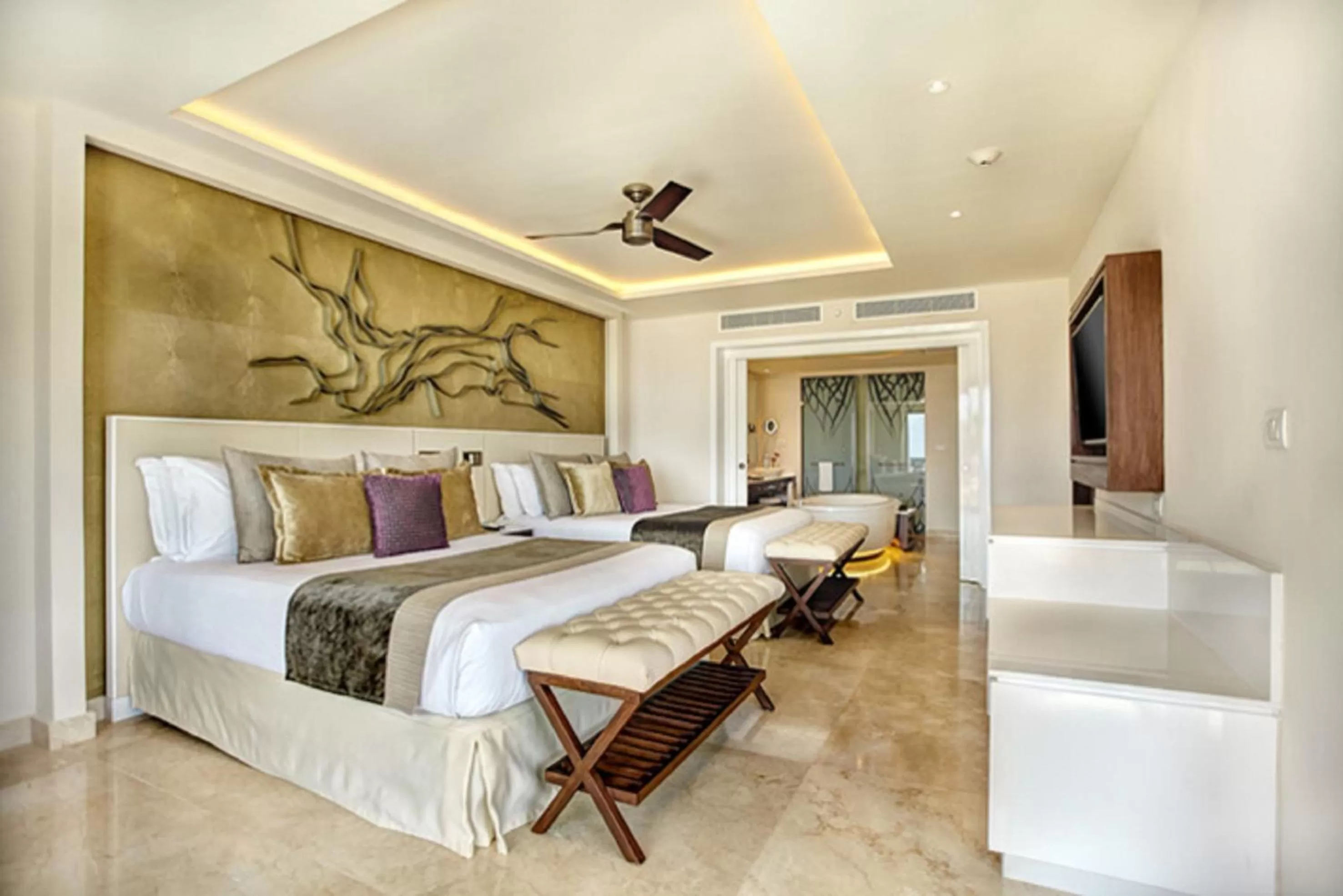 Bedroom, Bed in Royalton Negril, An Autograph Collection All-Inclusive Resort