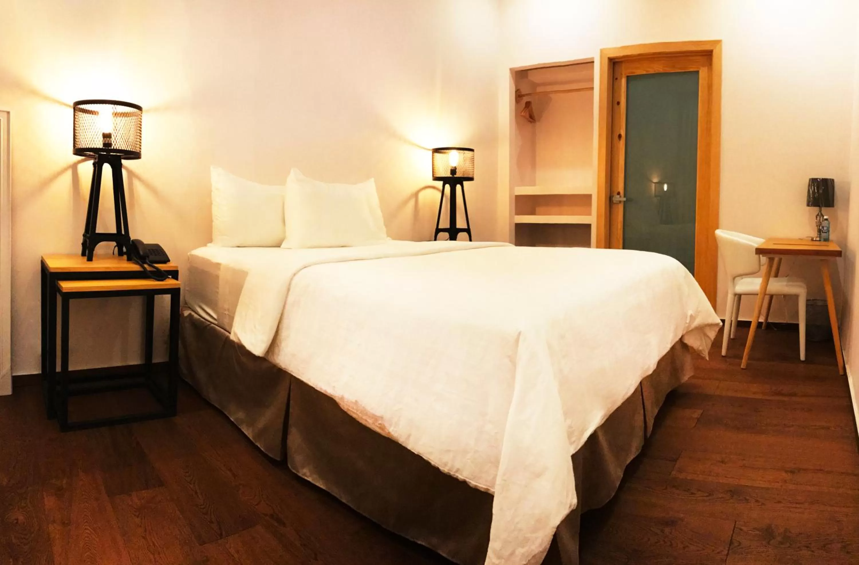 Photo of the whole room, Bed in Kaleo Hotel Boutique