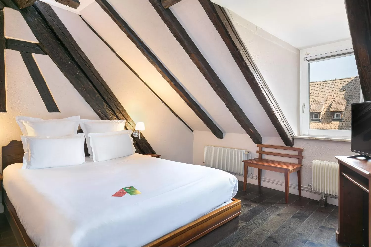 Bed in Hôtel de l'Europe by HappyCulture