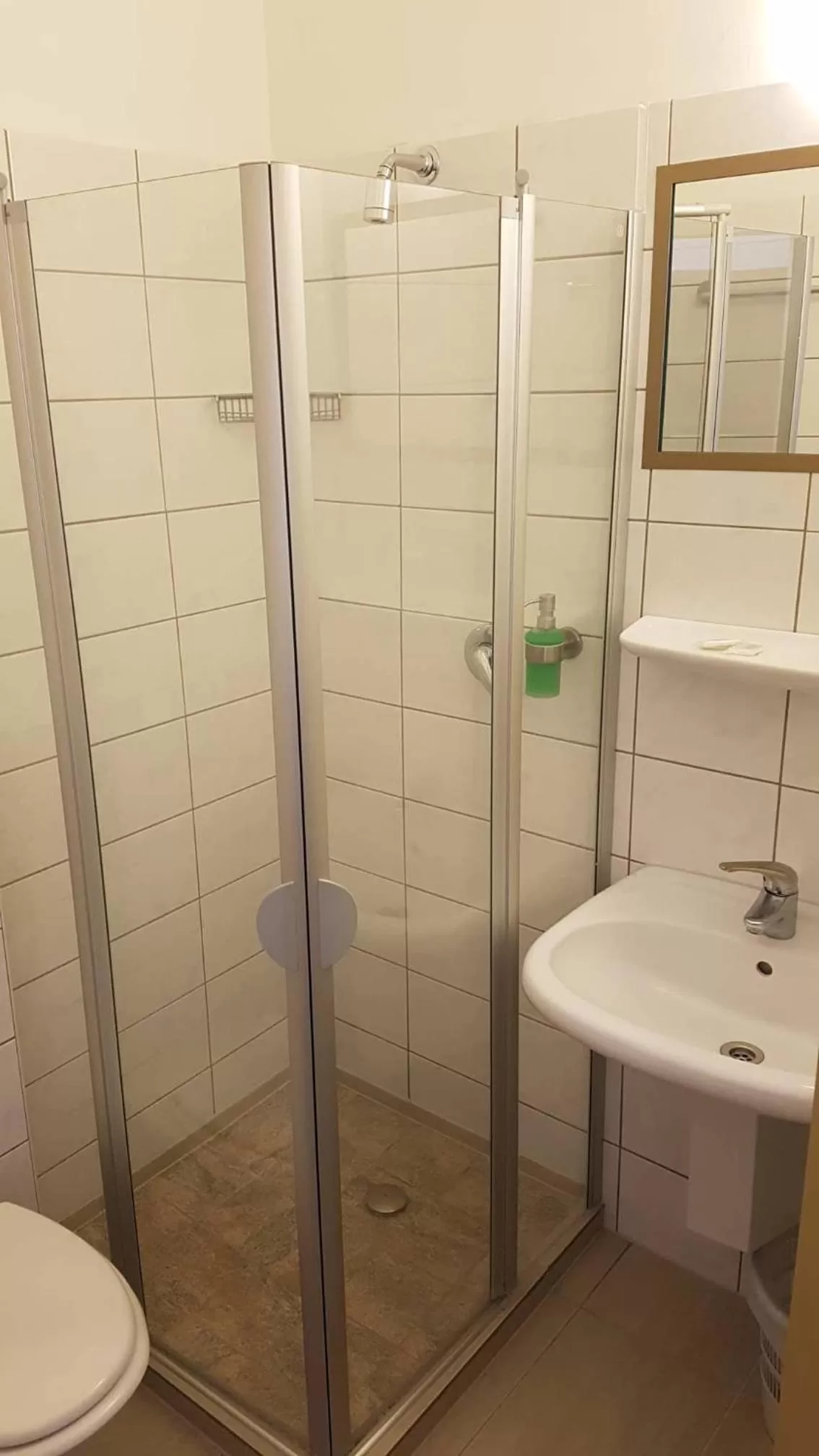 Bathroom in OEKOTEL Traiskirchen