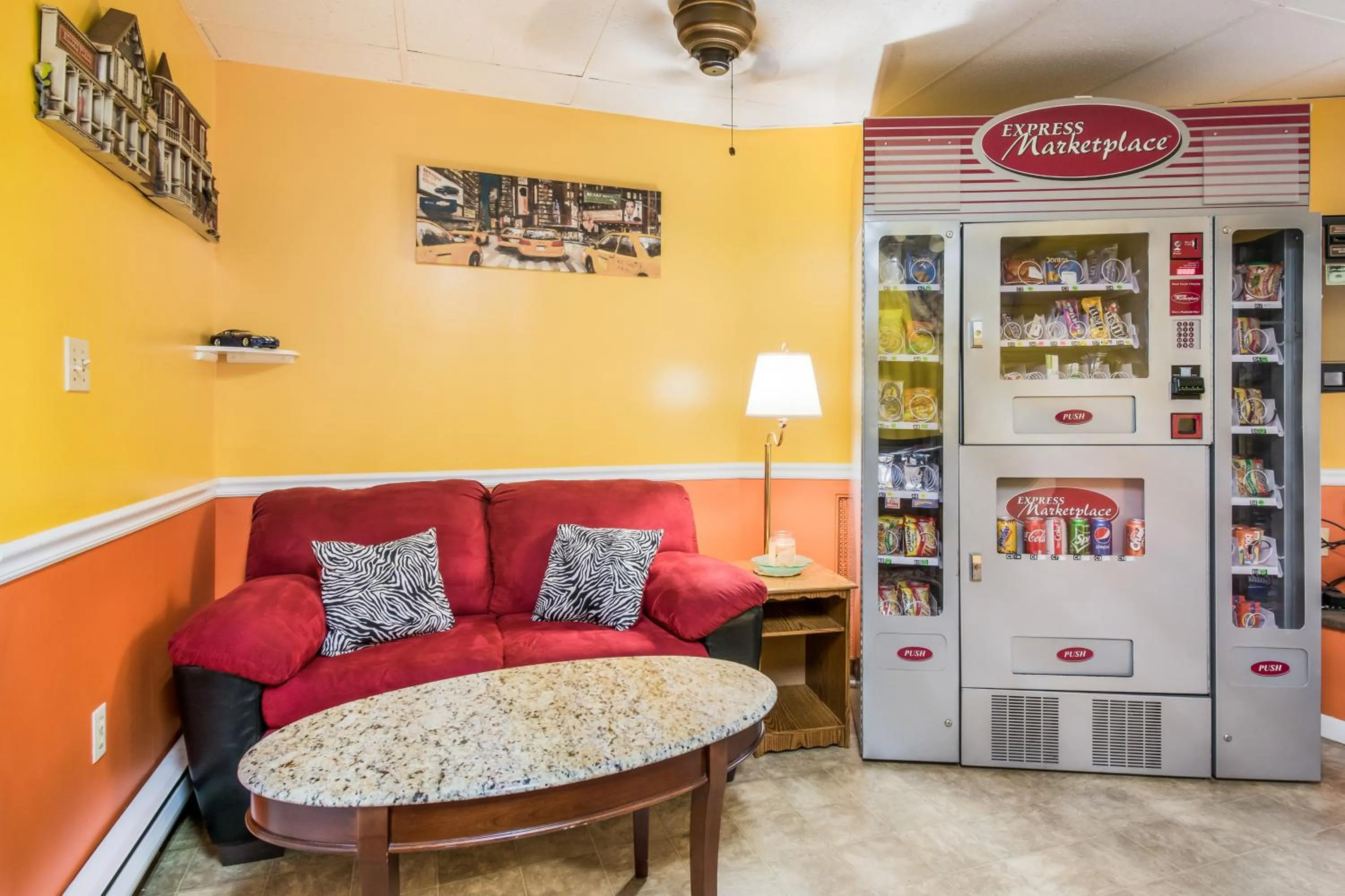 Lobby or reception in Highland Inn New Cumberland