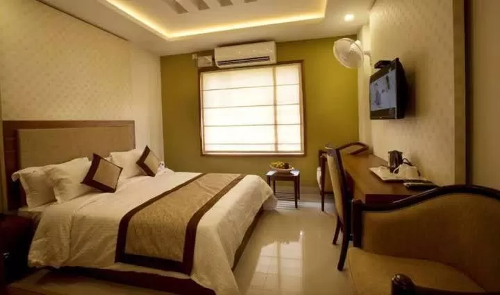 Rotano Glitz Inn - Glitz Inn Calicut